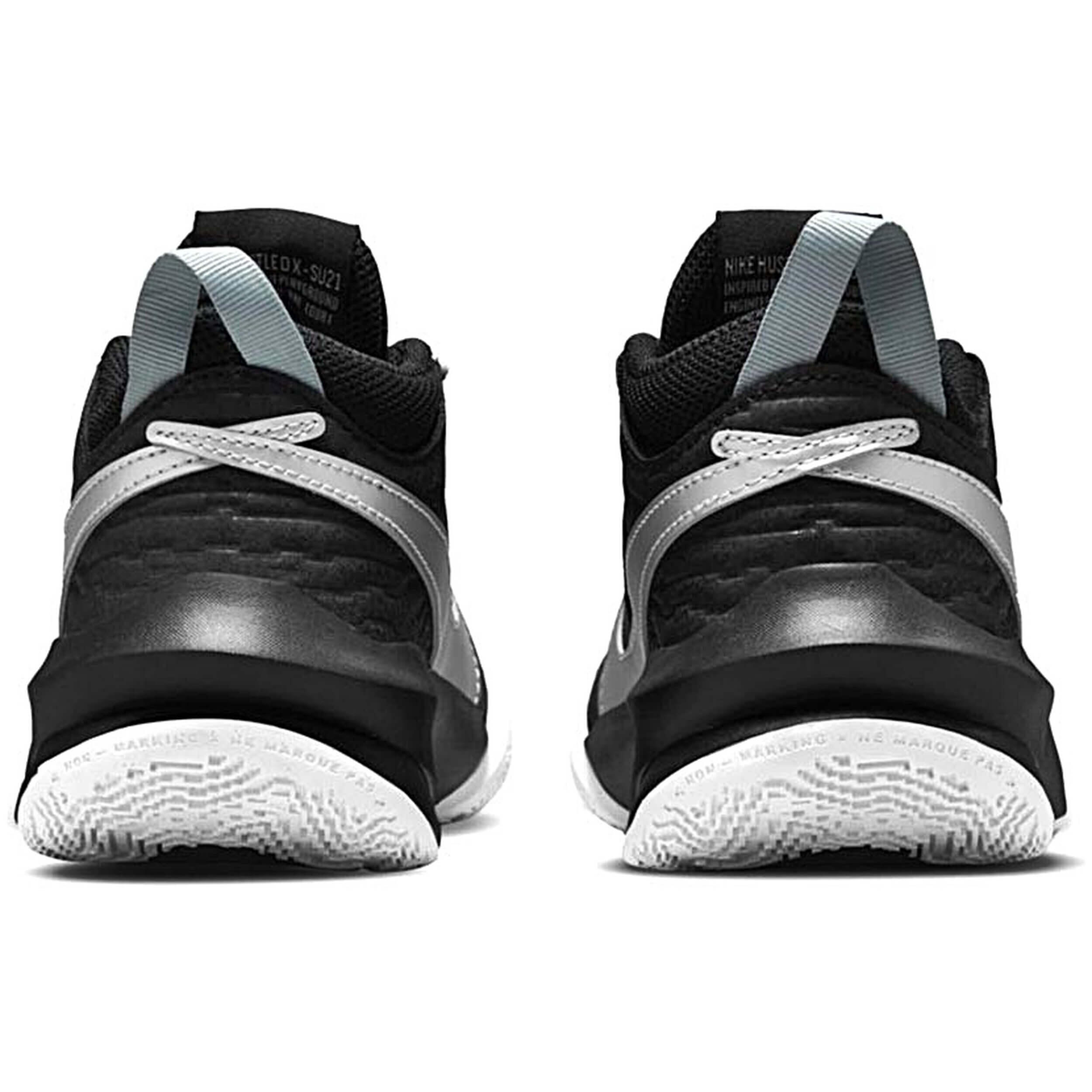 Scarpe Nike modello Team Hustle D 10 per donne 3/5