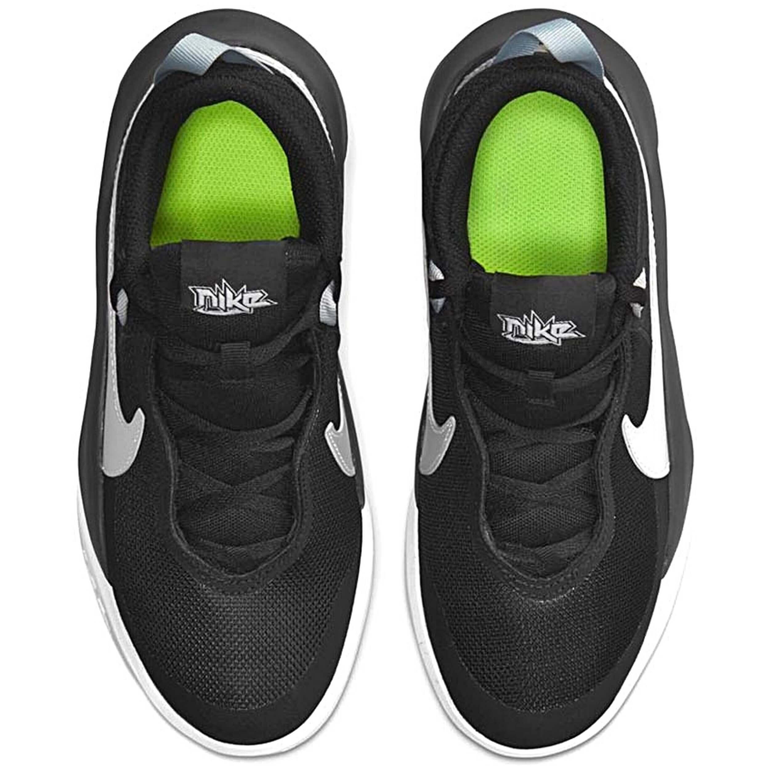 Scarpe Nike modello Team Hustle D 10 per donne 5/5