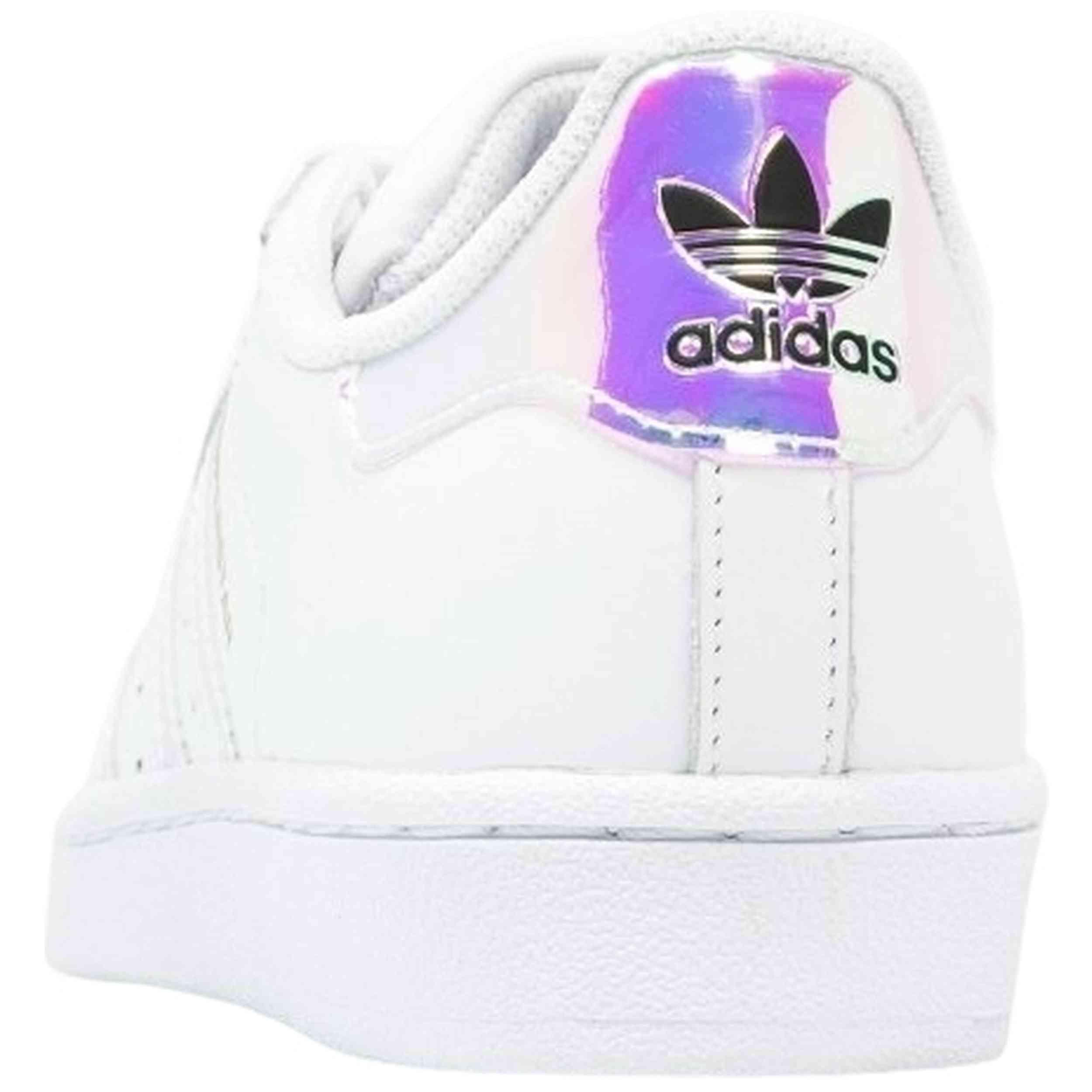 Schoen Adidas model Superstar voor unisex jongens 4/5