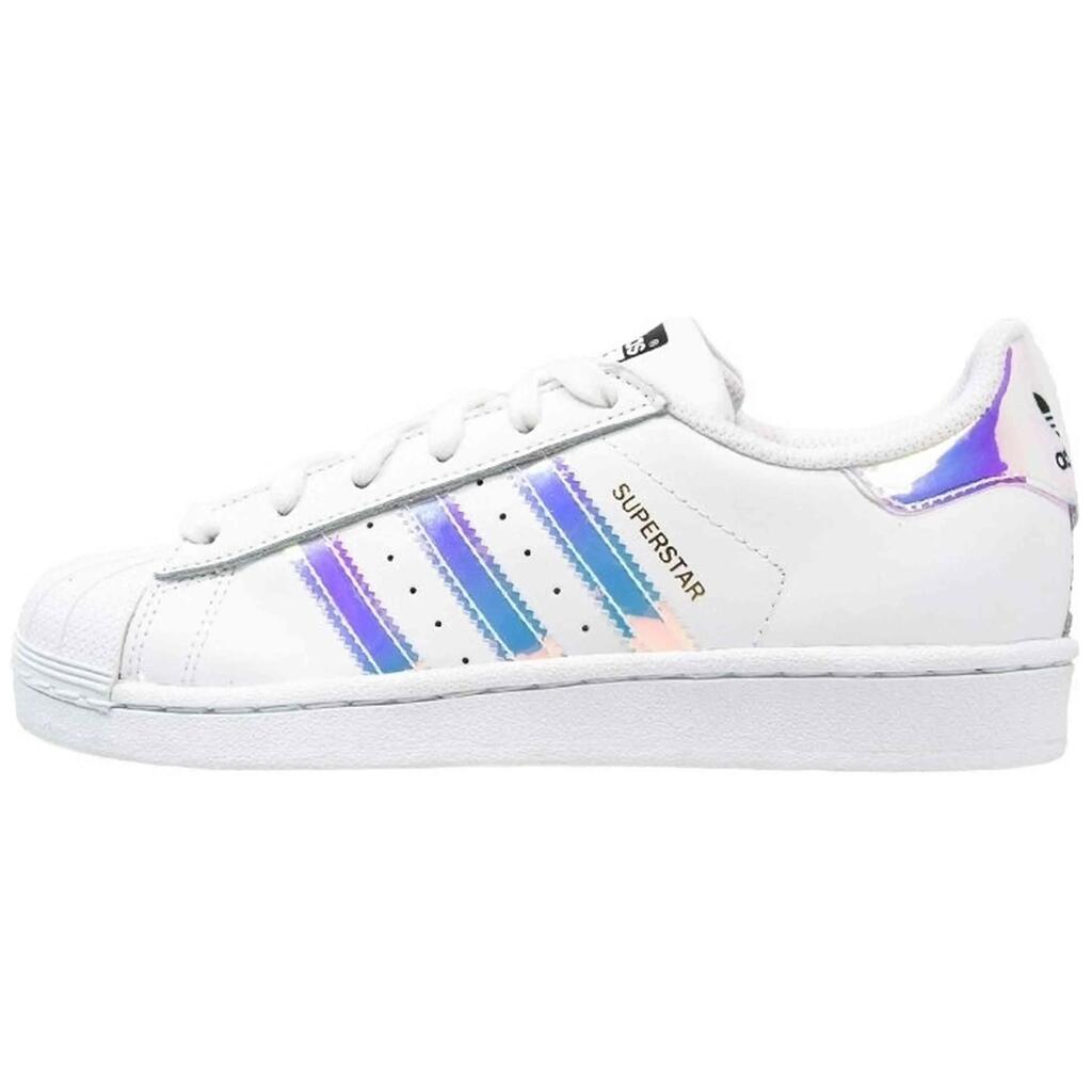 Sneakers Adidas model Superstar for unisex children