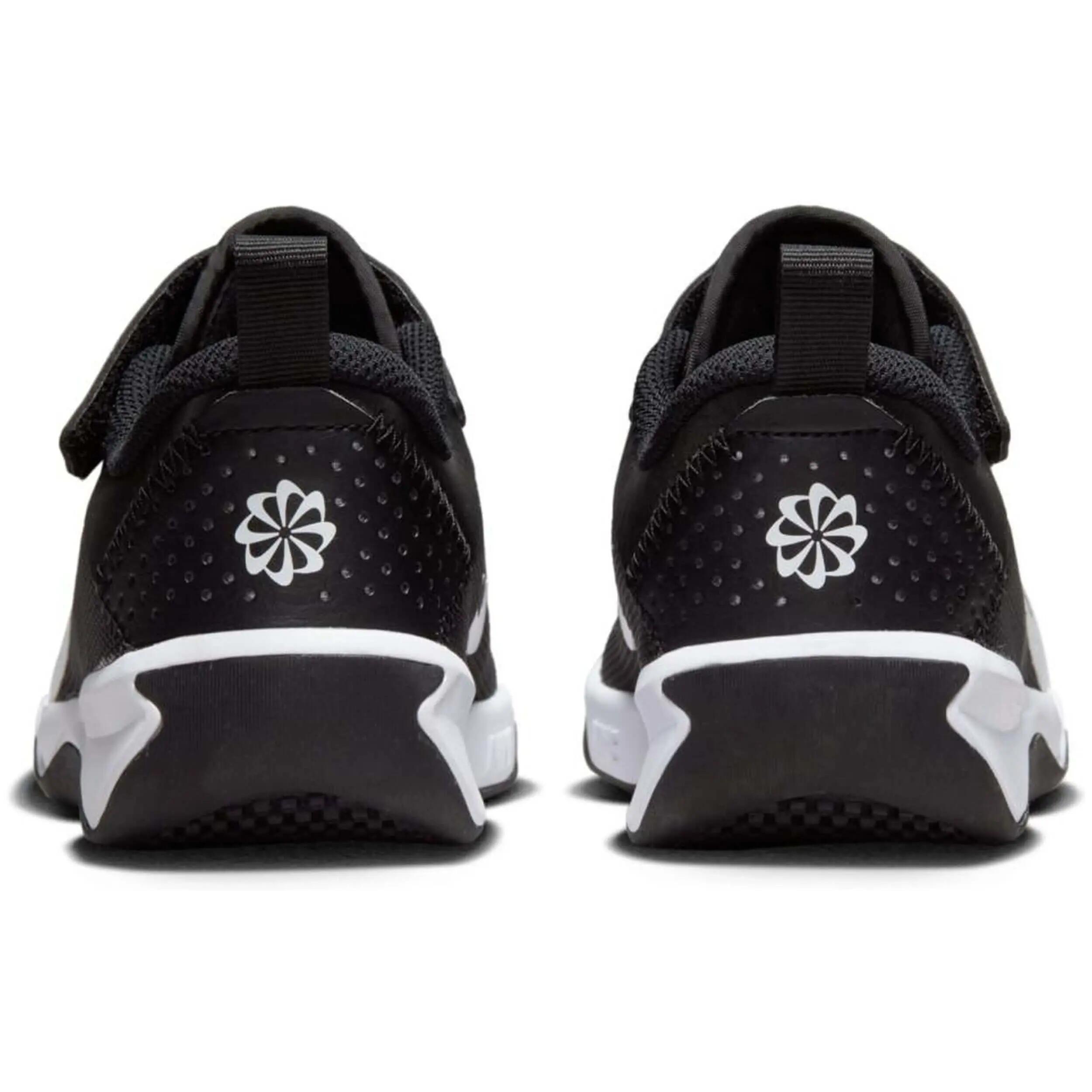 Zapatillas Nike modelo Omni Multi-Court para niños 5/5
