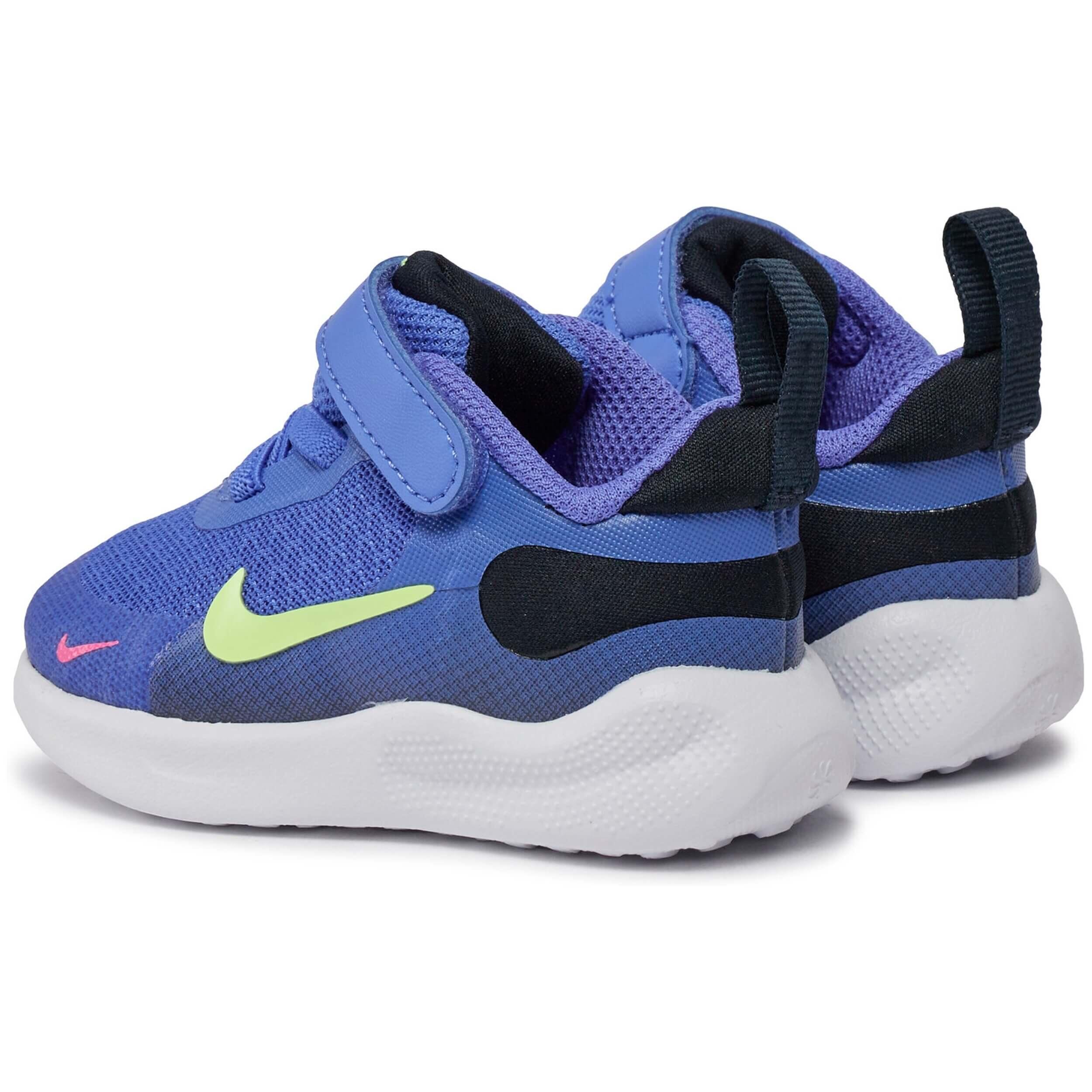 Zapatillas Nike modelo Revolution 7 para bebe 3/5