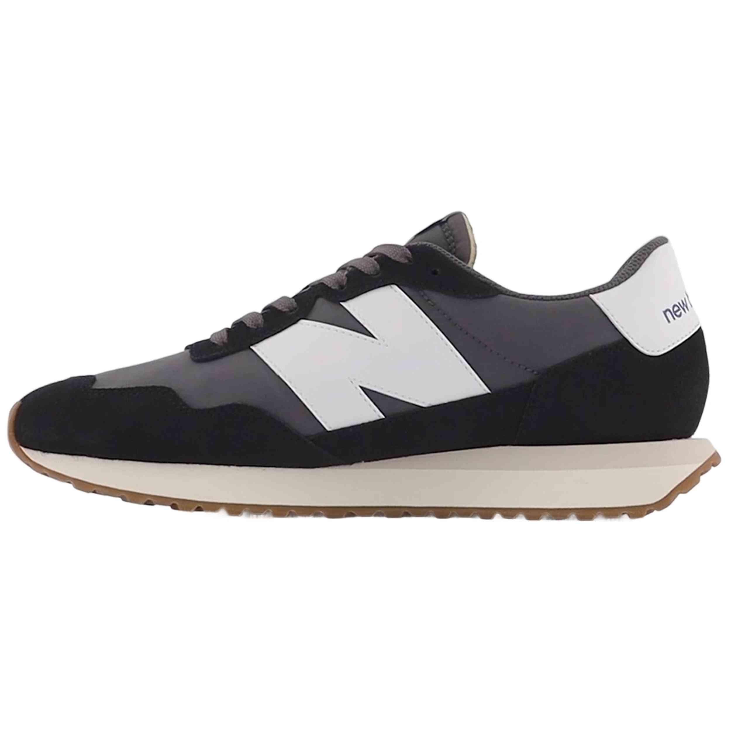 Scarpe New balance modello 070-324858 per unisex 4/5