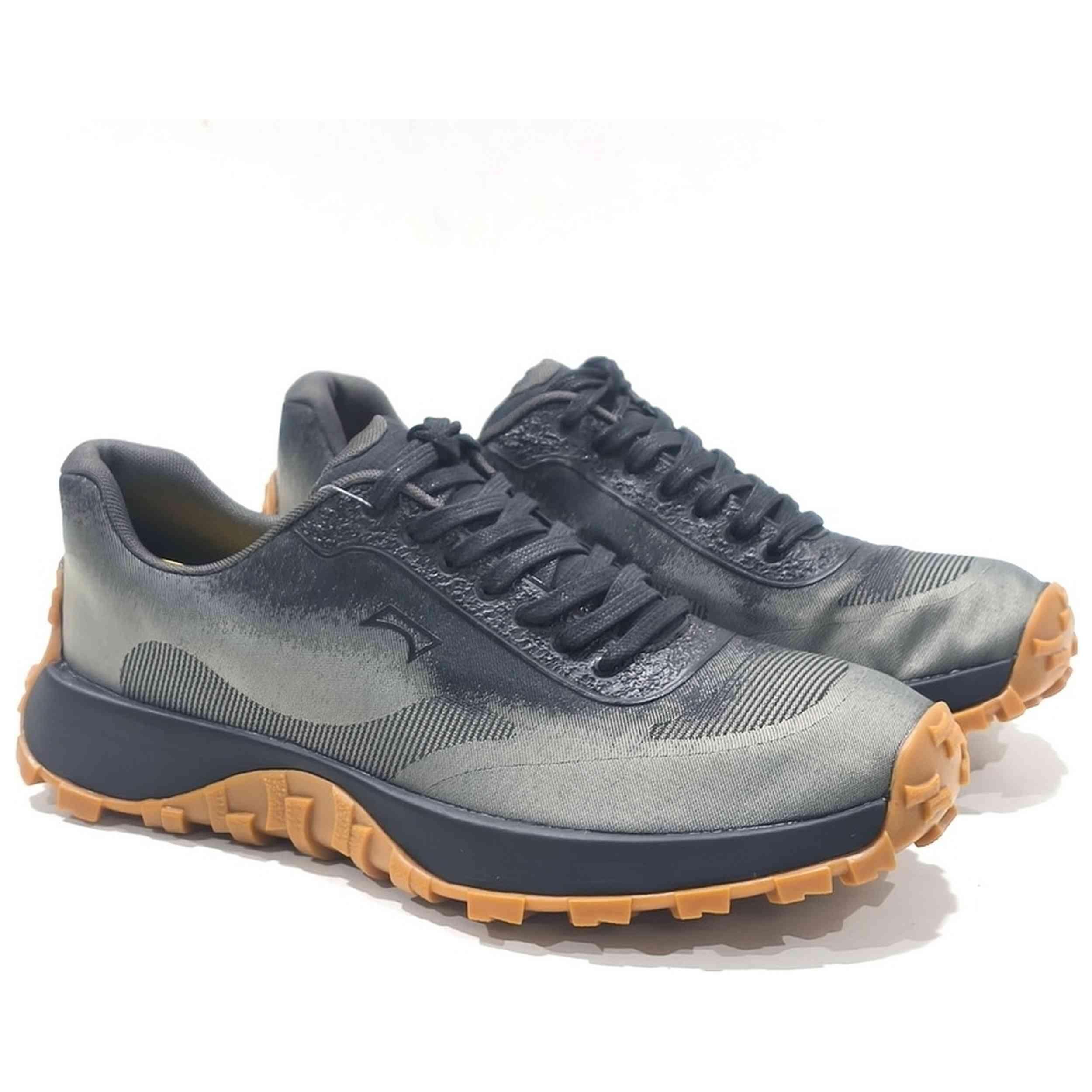 Scarpe Camper modello K101084-002 per uomini 2/5