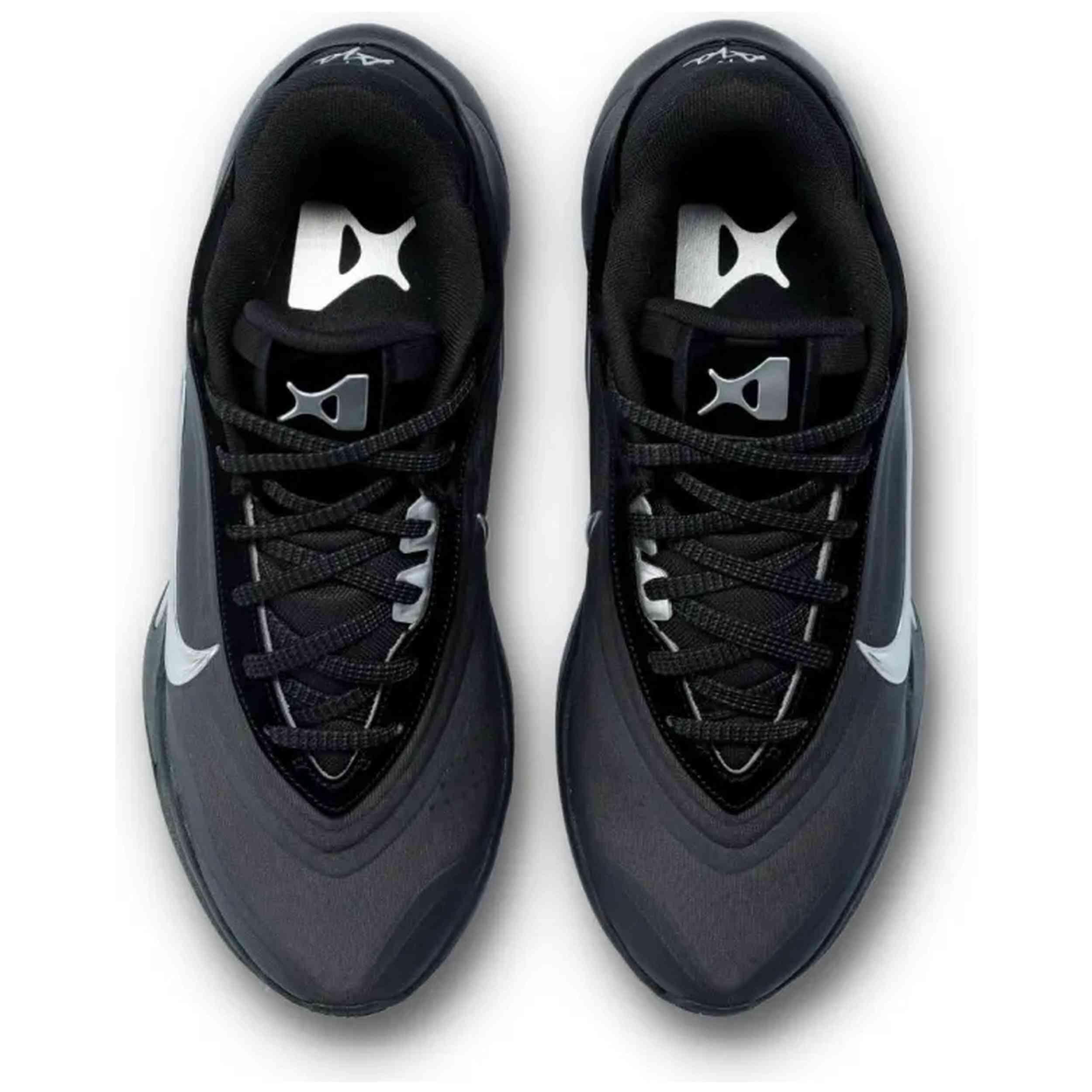 Schoen Nike model FZ8605-002 voor unisex 4/5