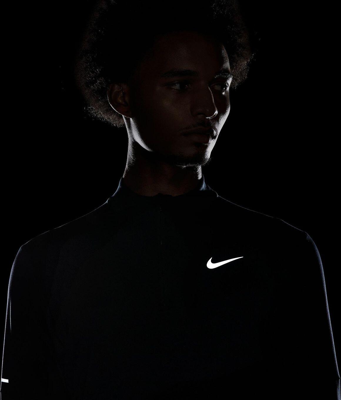 Nike Element Black Uomo 1/4 Zip Top 6/7