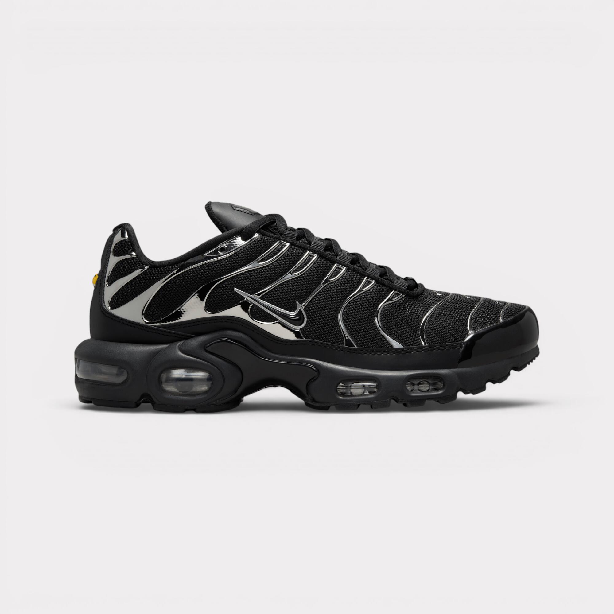 NIKE picture