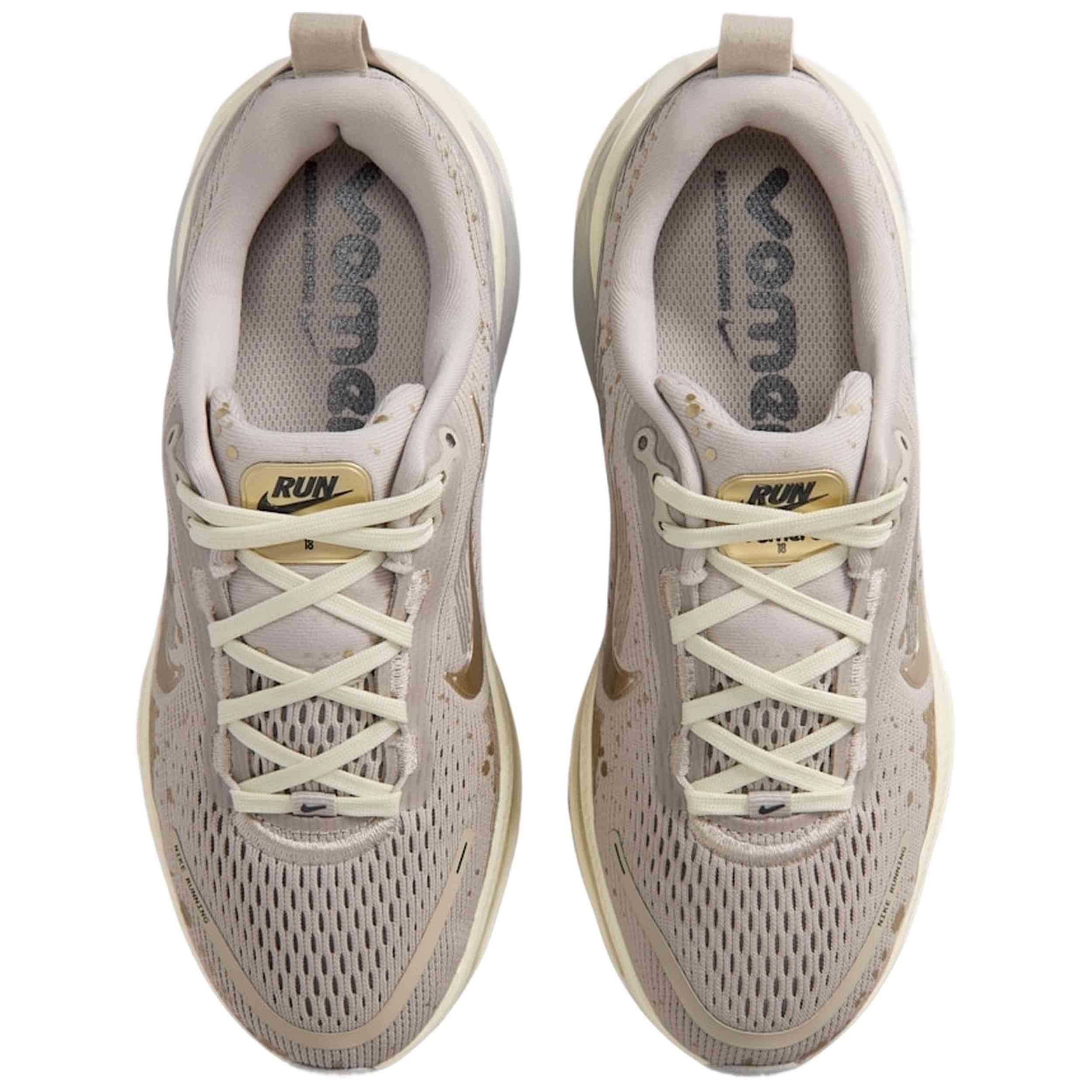 Baskets Nike modèle IM6127-200 pour unisexe 4/5