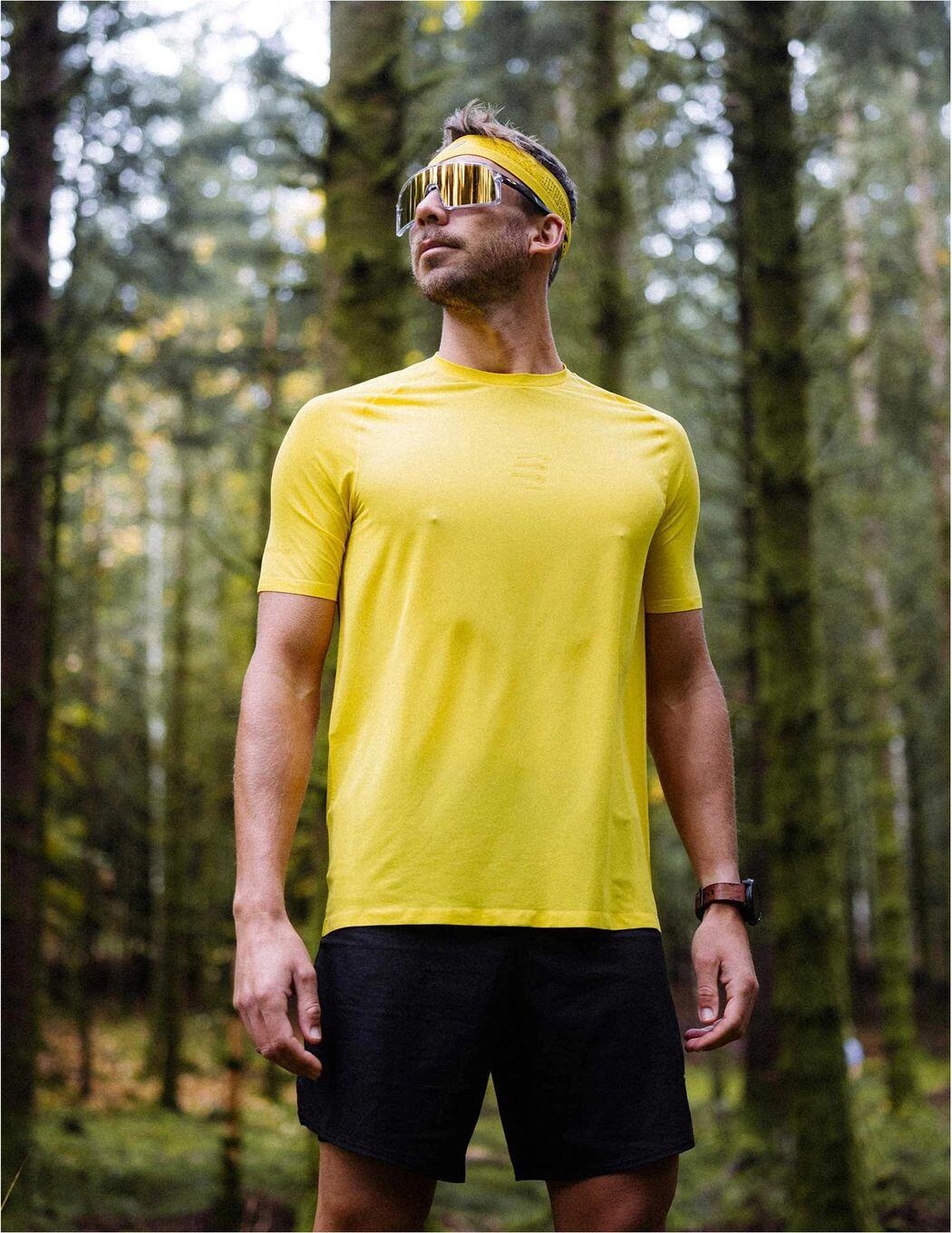 Camiseta de running Compressport Trail Racing amarilla para hombre 6/6