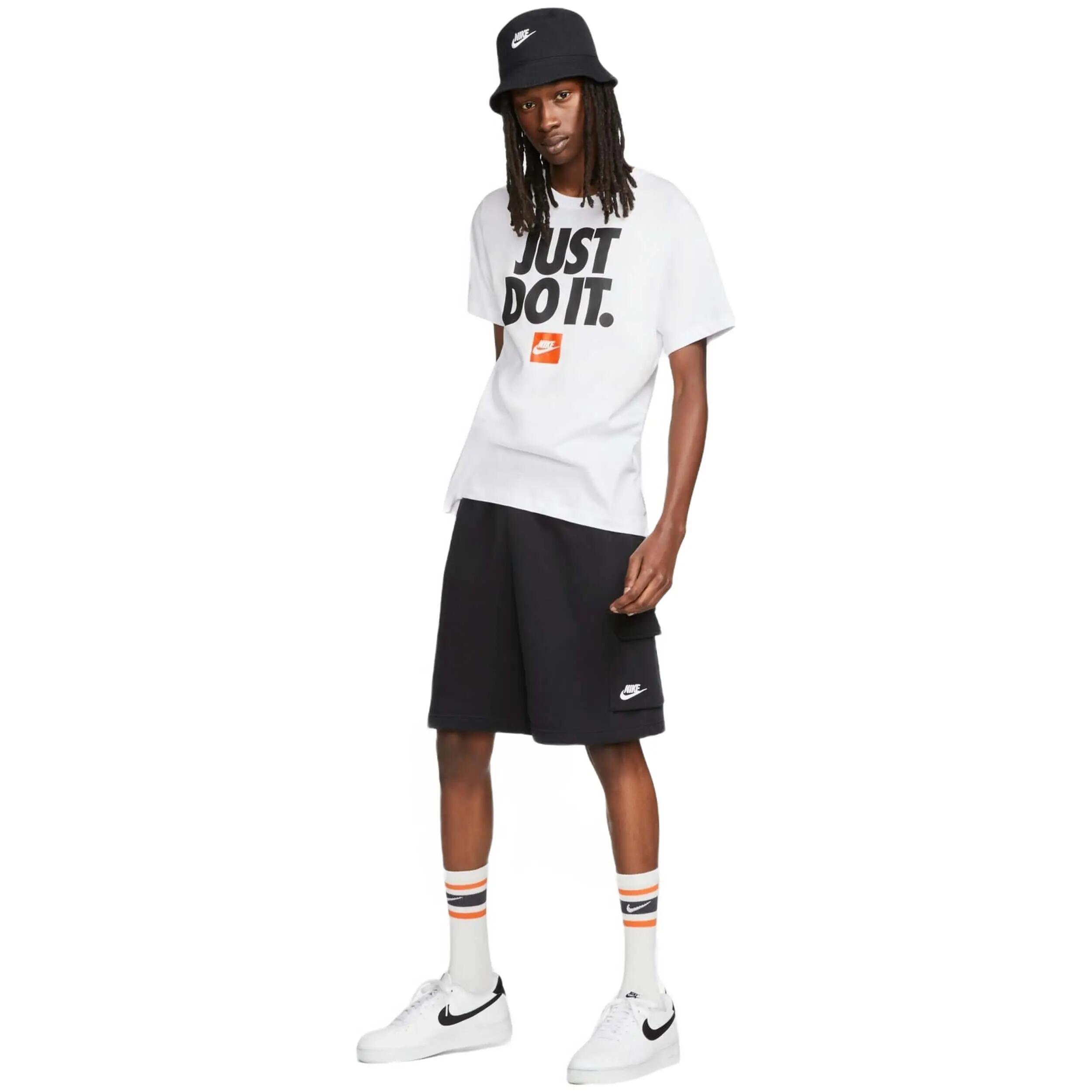 T-shirt Nike modelo DZ2989-100 para homem 4/4