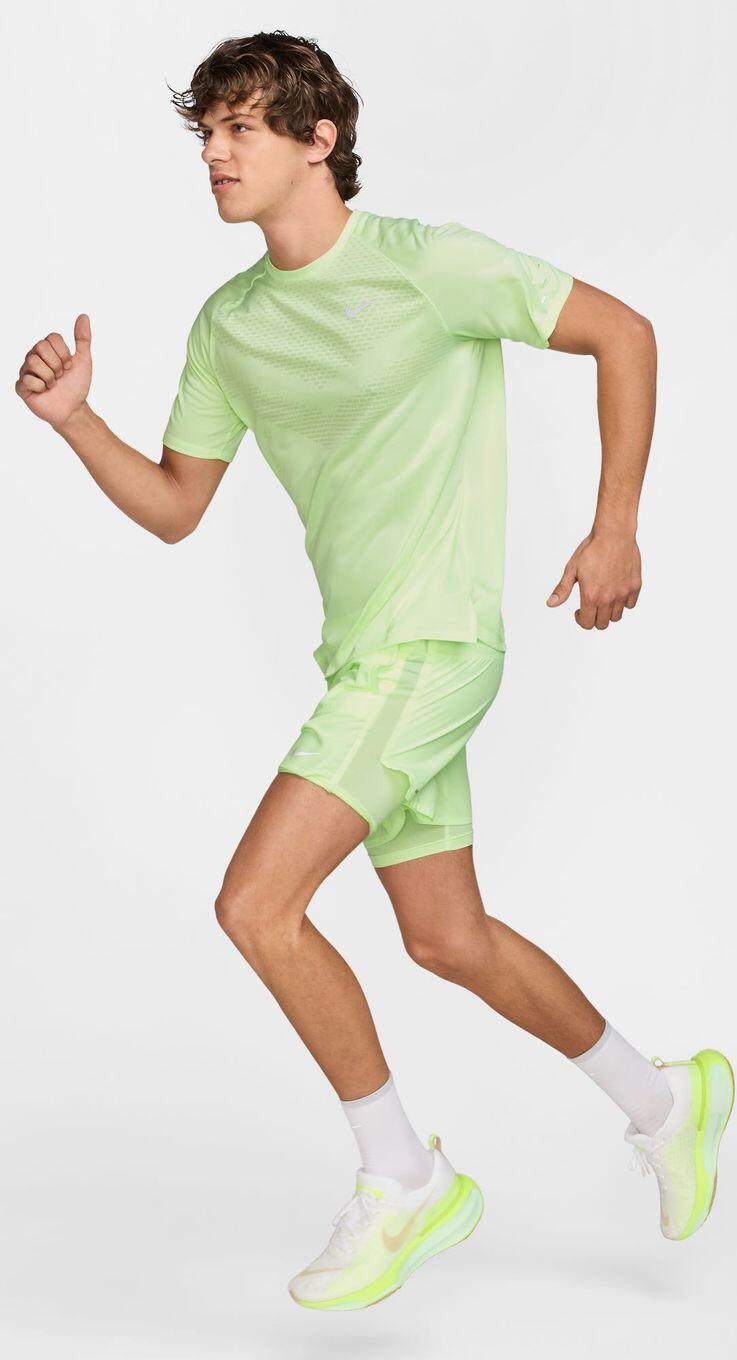 Maillot de manga corta Nike Dri-Fit ADV Stride Amarillo, hombre 5/7