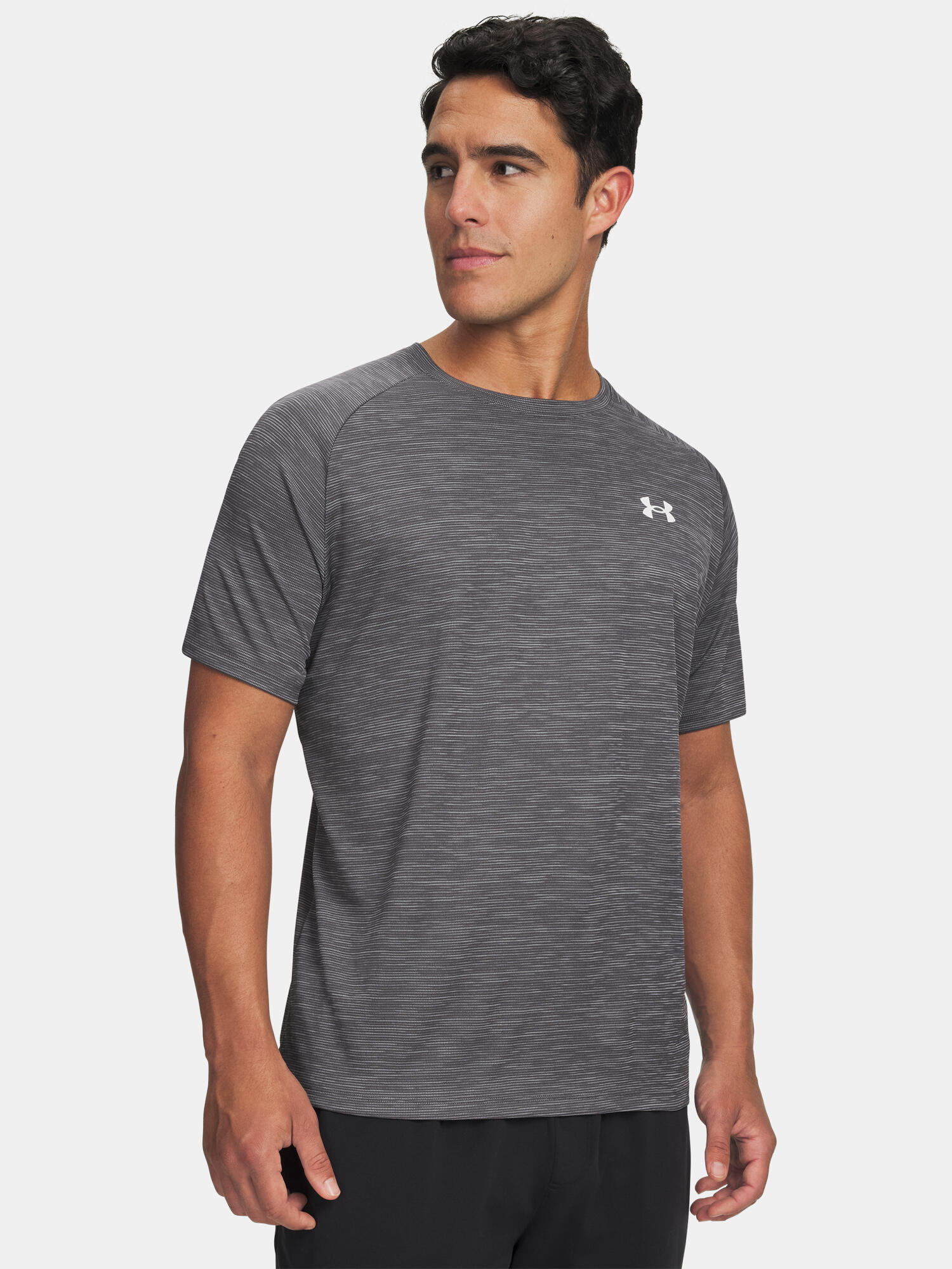 UNDER ARMOUR picture