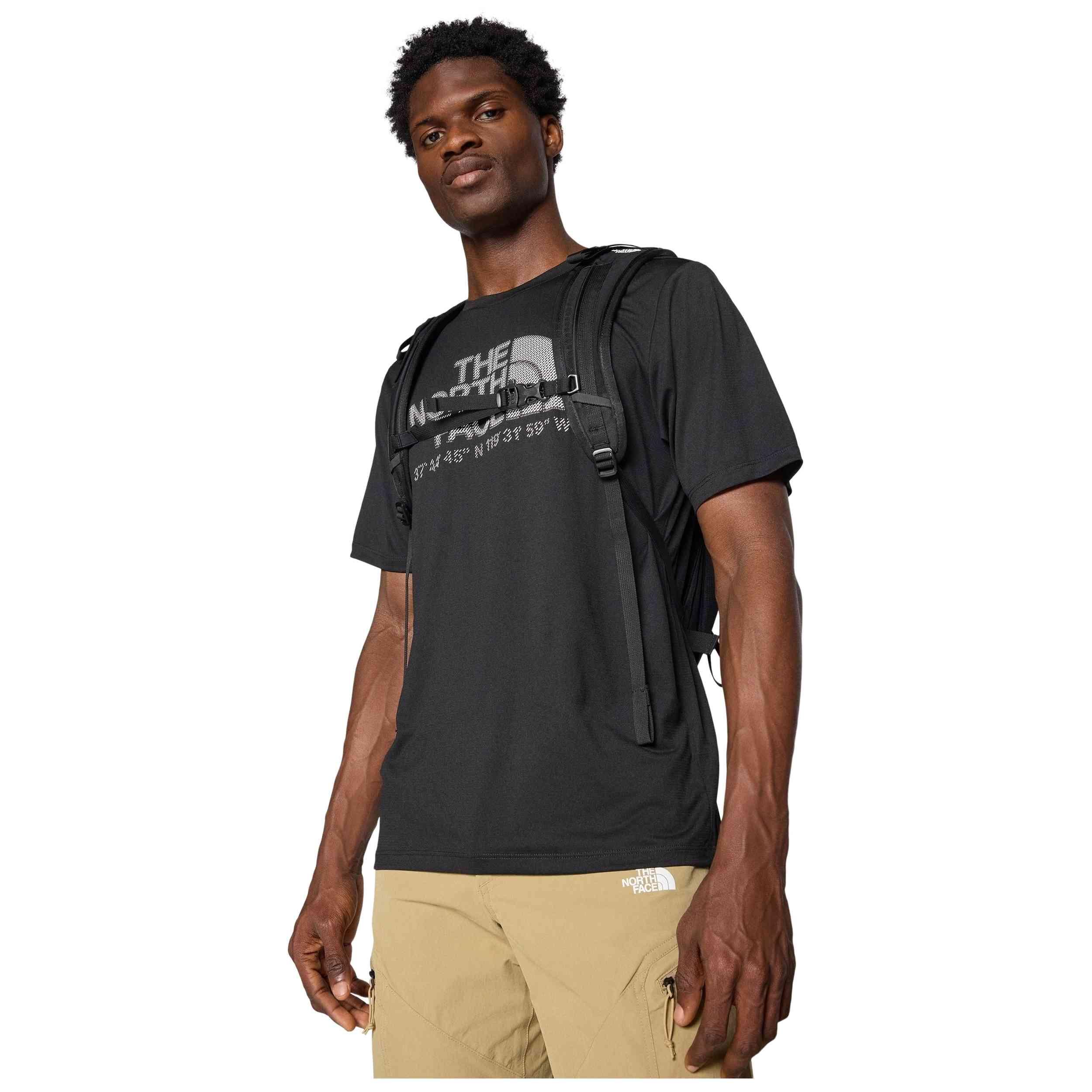 T-shirt The north face modèle 077-53316970152275 pour homme 4/5