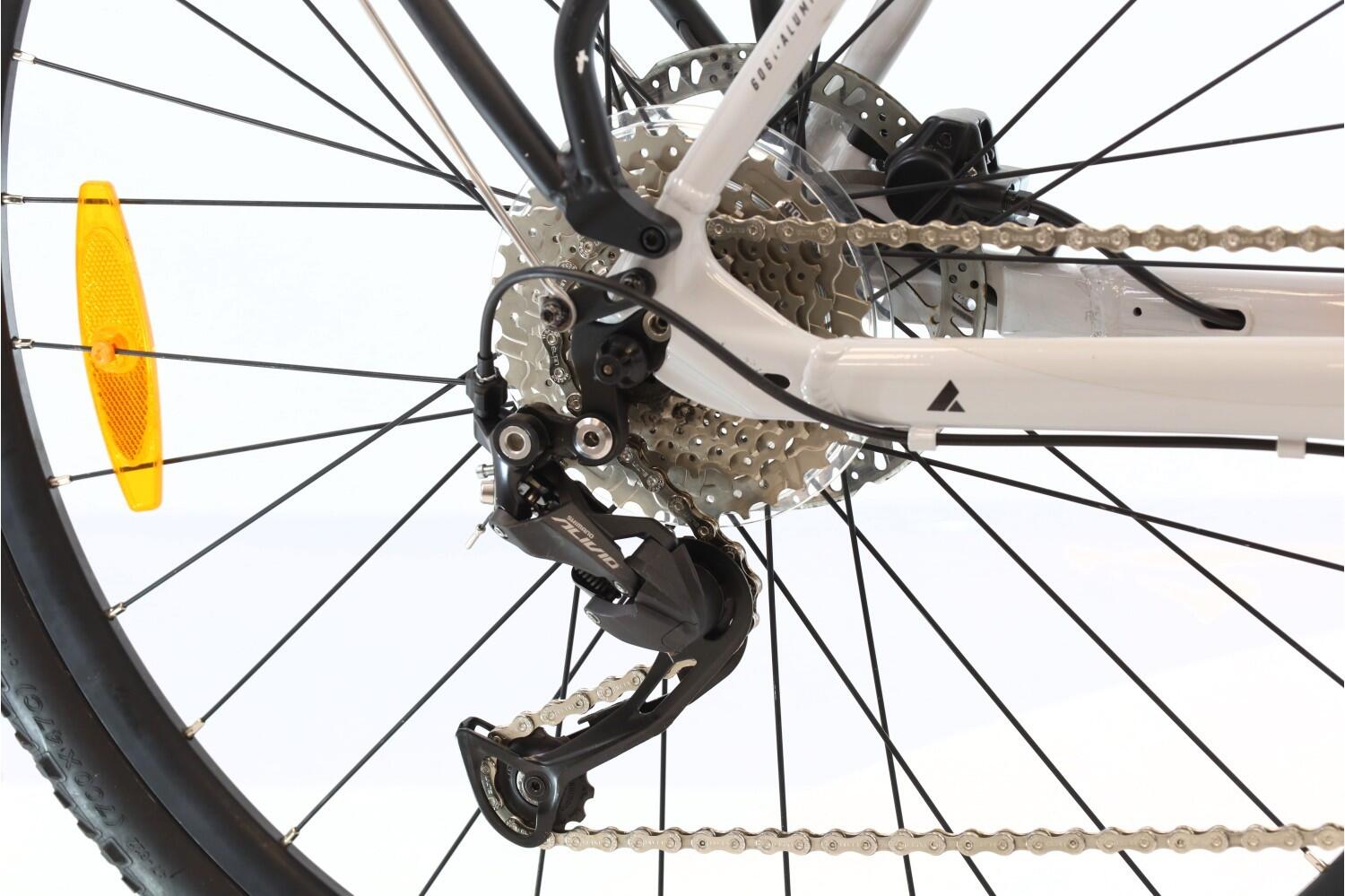 Vélo de ville et loisir reconditionné · Bulls Cross EVO · Très bon état 3/8