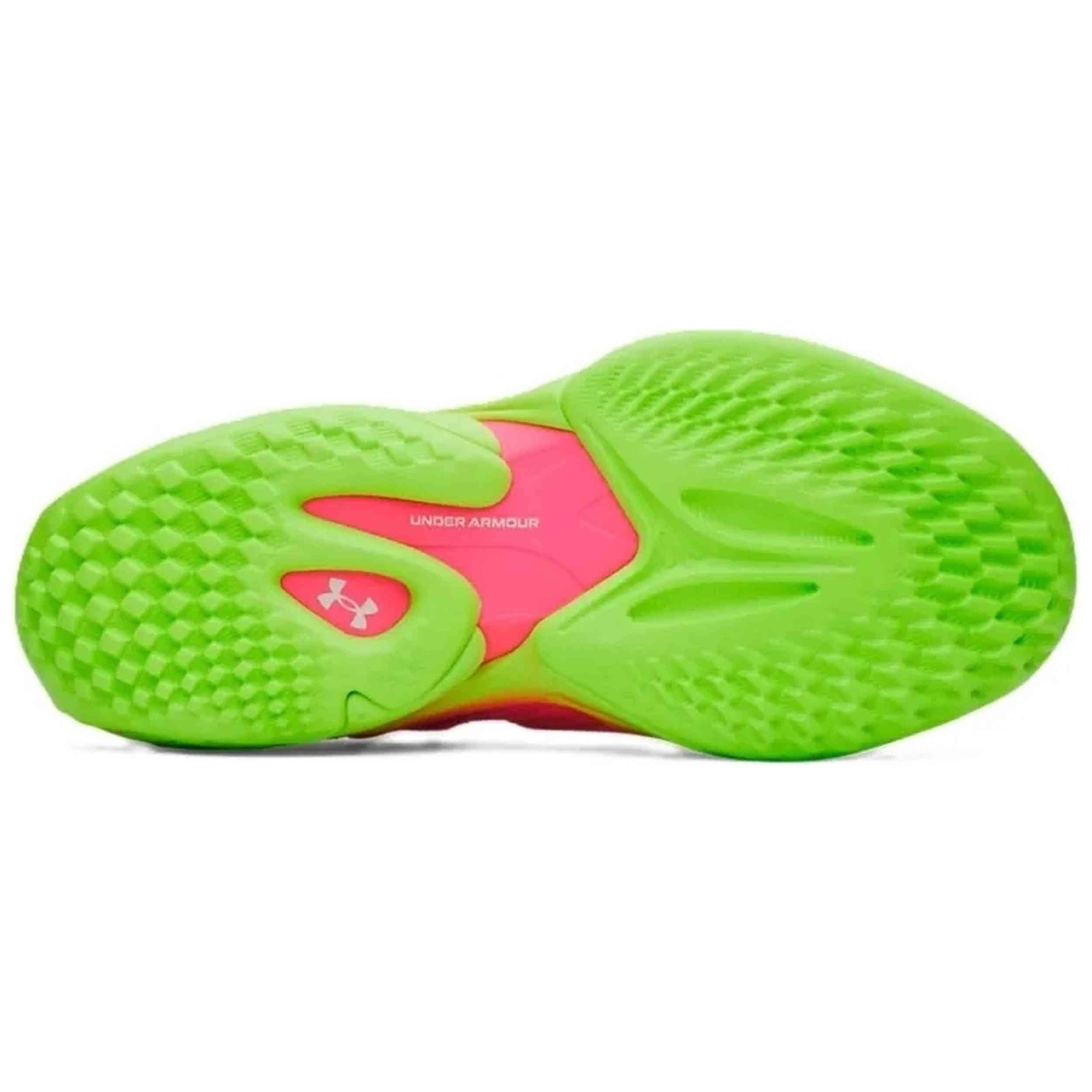 Schoen Under armour model 6007670-694 voor unisex 3/4