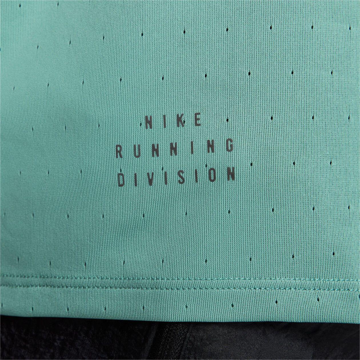 Nike Running Division Kurzarmtrikot Grün Herren 4/5