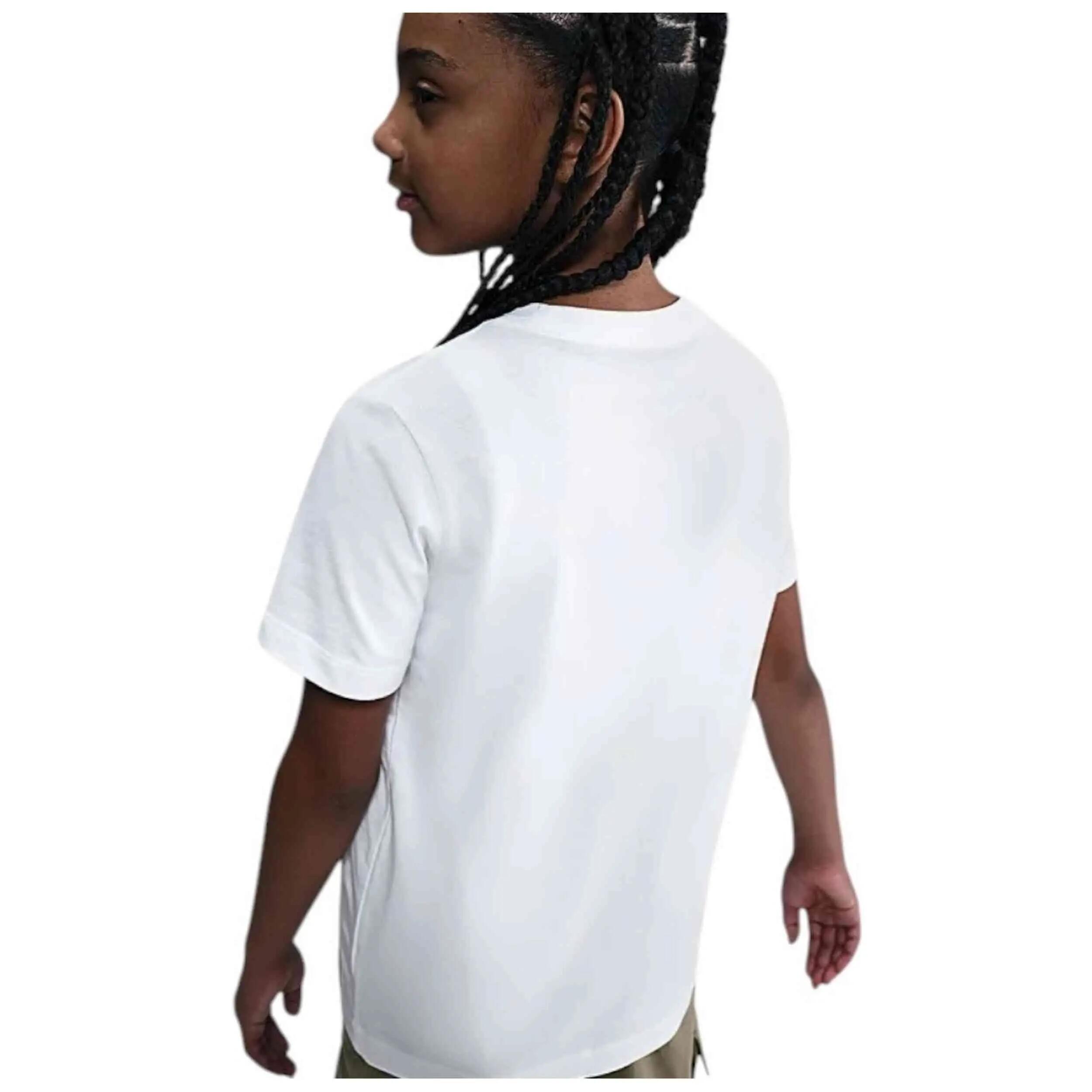 Camiseta de manga corta Nike modelo IF5957-100 para niños unisex 2/4