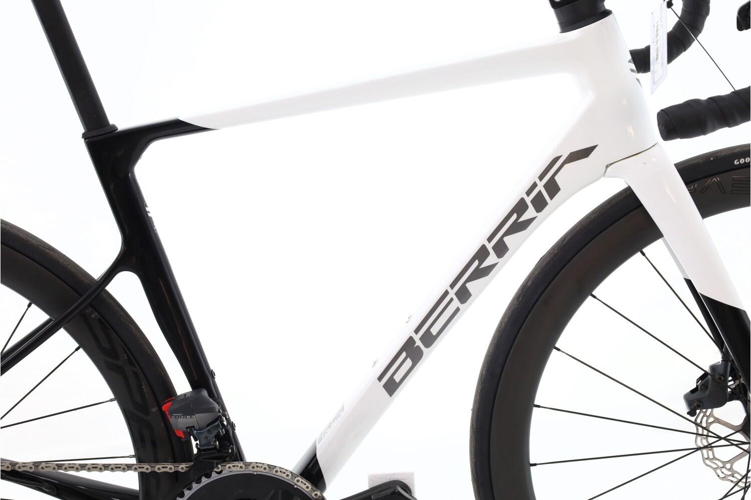 Vélo de route reconditionné ·  Belador AXS 12V · Très bon état 2/8