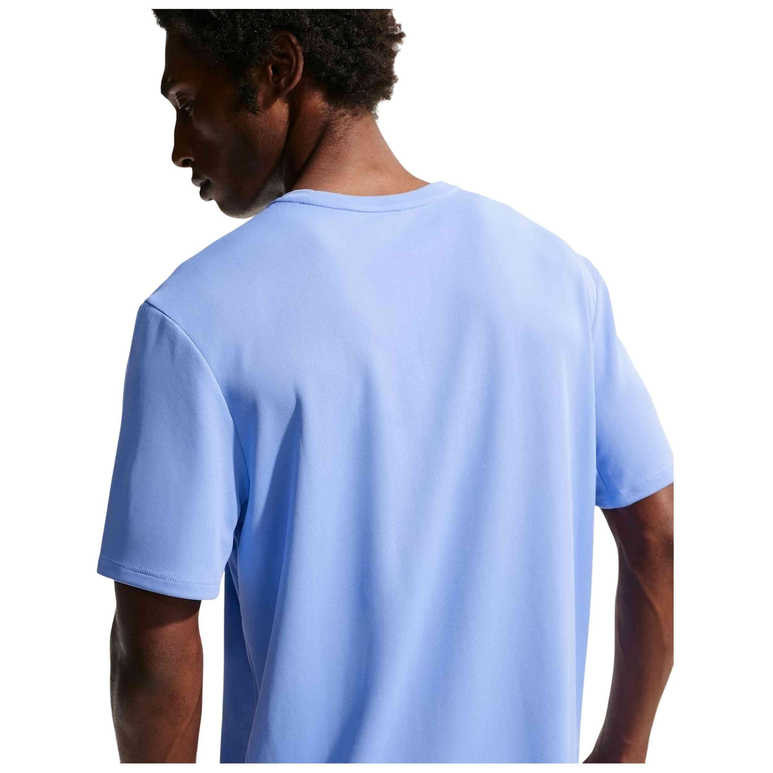 T-shirt Nike modelo IF2082-494 para homem 2/5