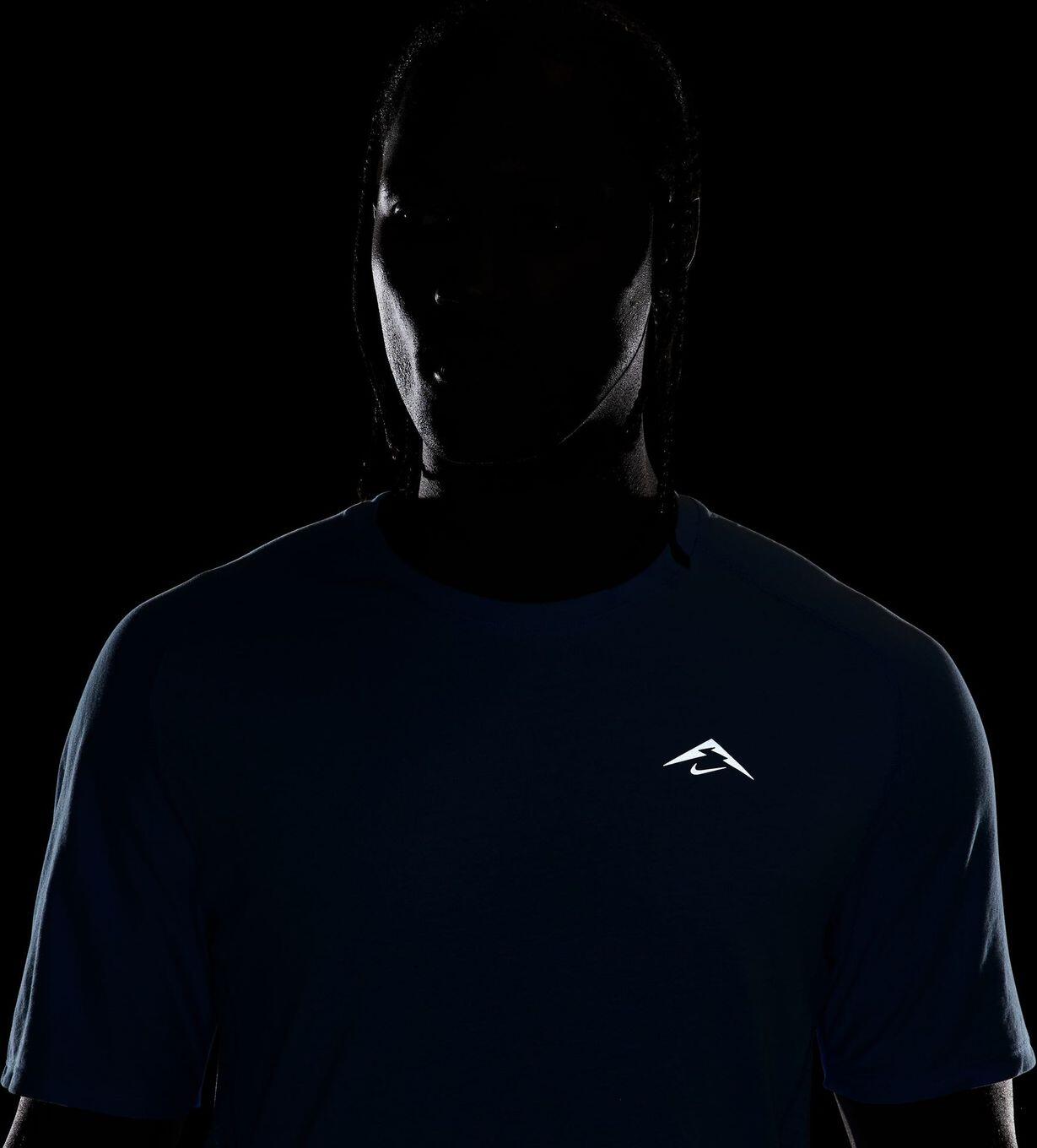 Maillot de manga corta Nike Solar Chase Azul Hombre 6/7