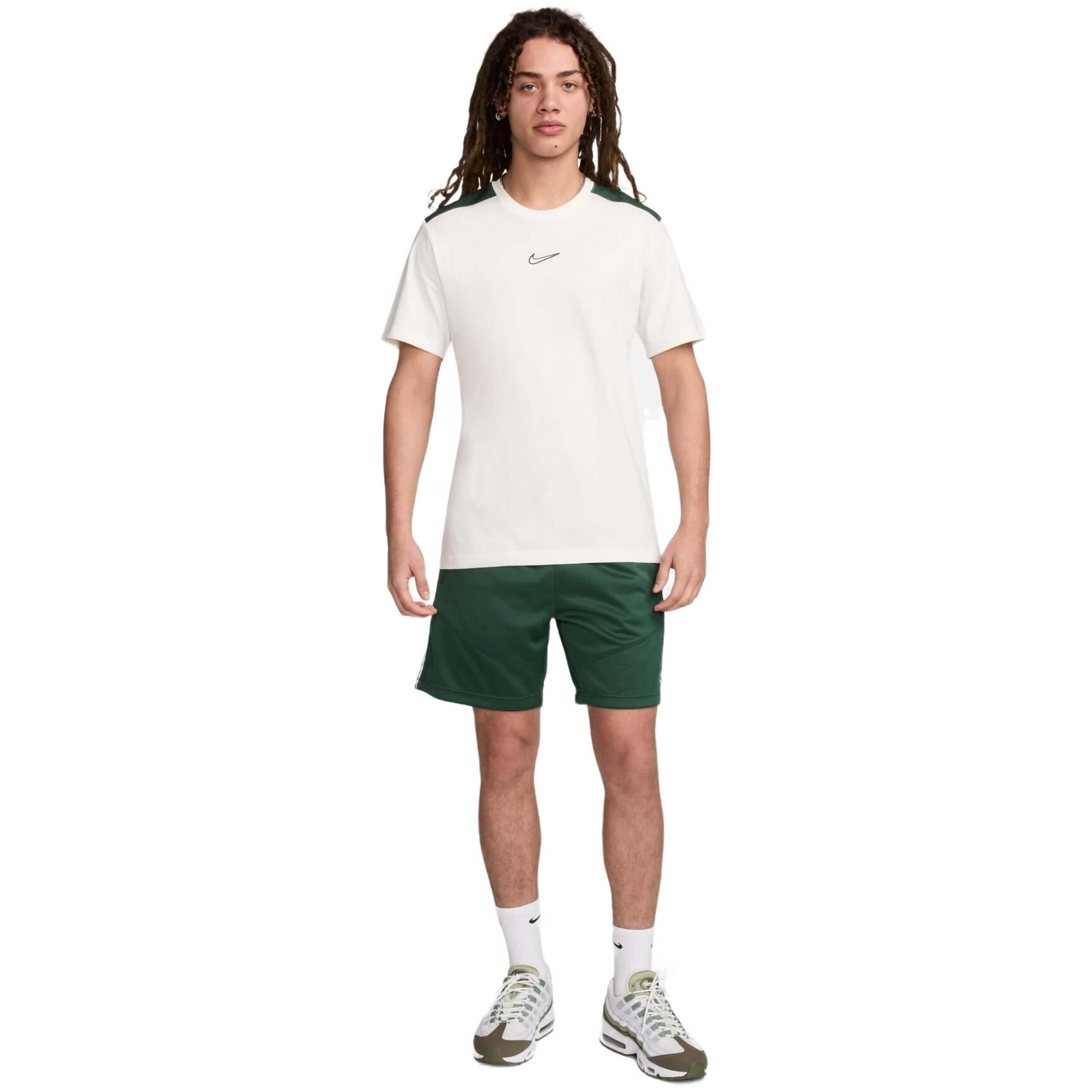 Camiseta de manga corta Nike modelo FQ8821-133 para hombre 3/5