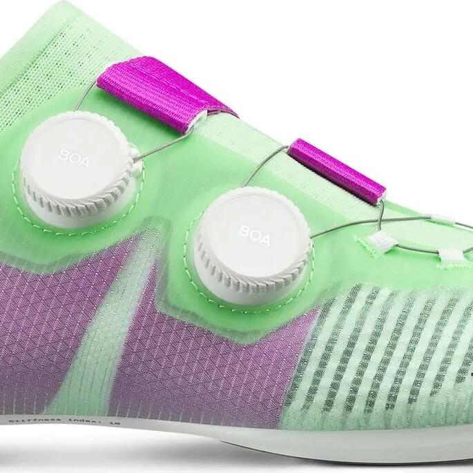 Fizik Vega Carbon Road Shoes - Green/Purple - Decathlon