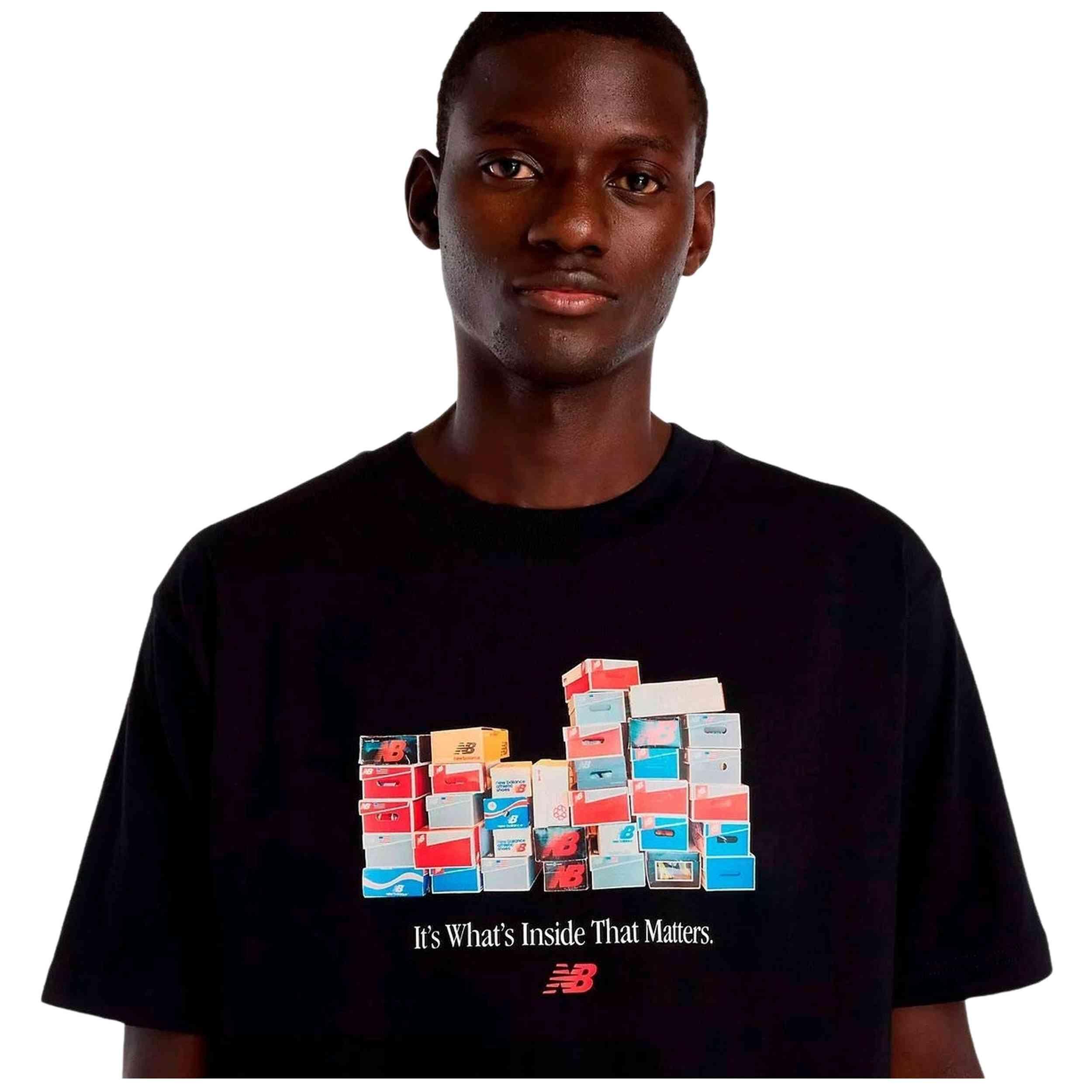 T-shirt New balance modèle MT61H0DXBK pour homme 3/4