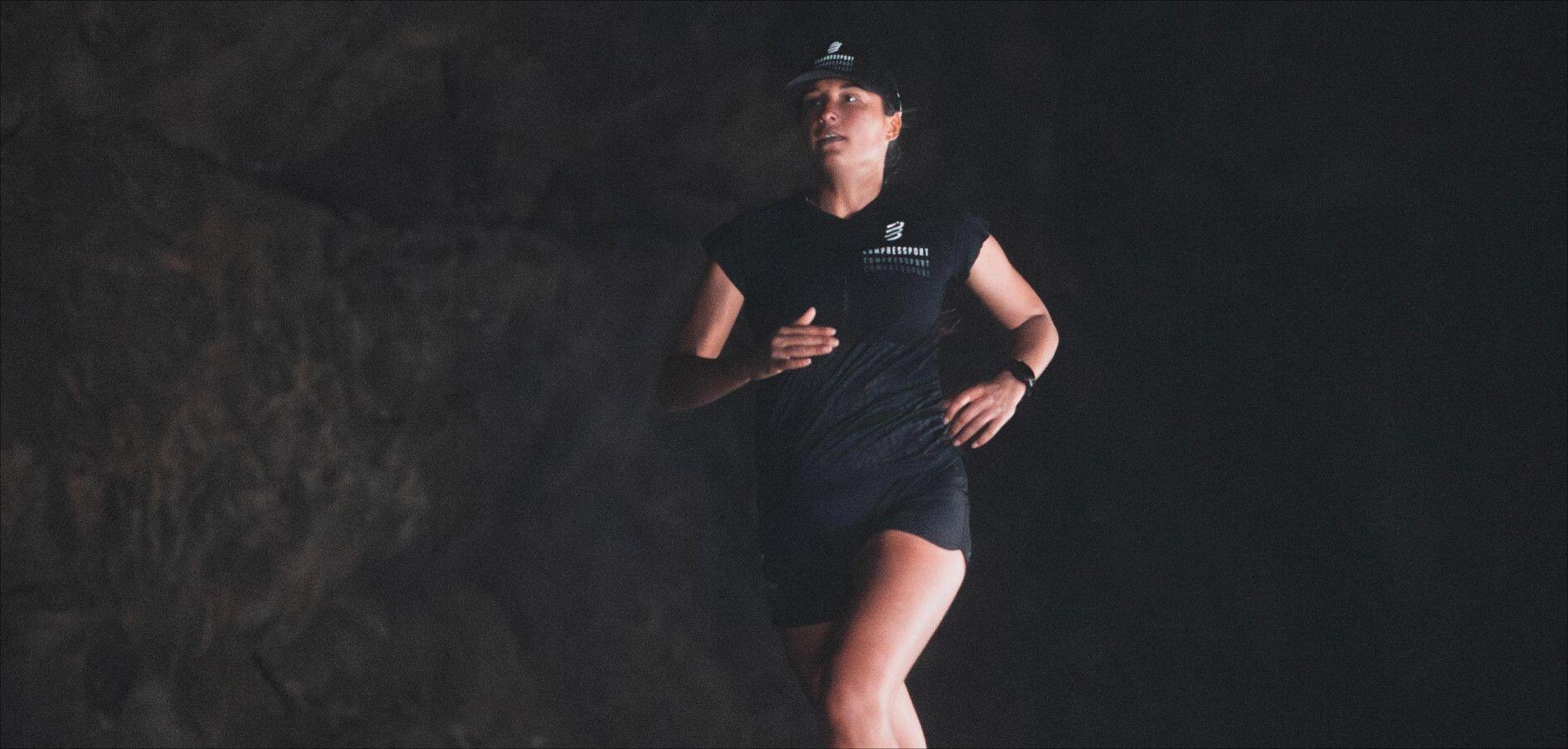 Maillot Compressport Performance Black Edition 2023 Femme 5/5