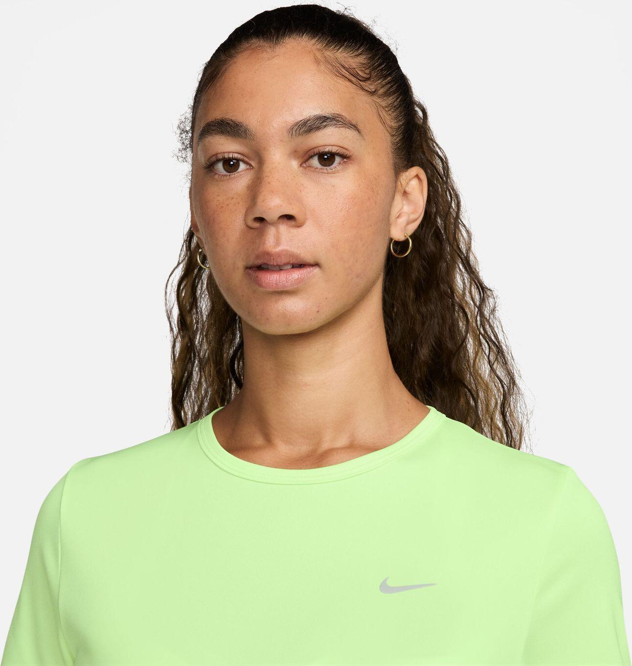 T-Shirt Running Nike Dri-Fit Tempo Jaune Femme 3/4