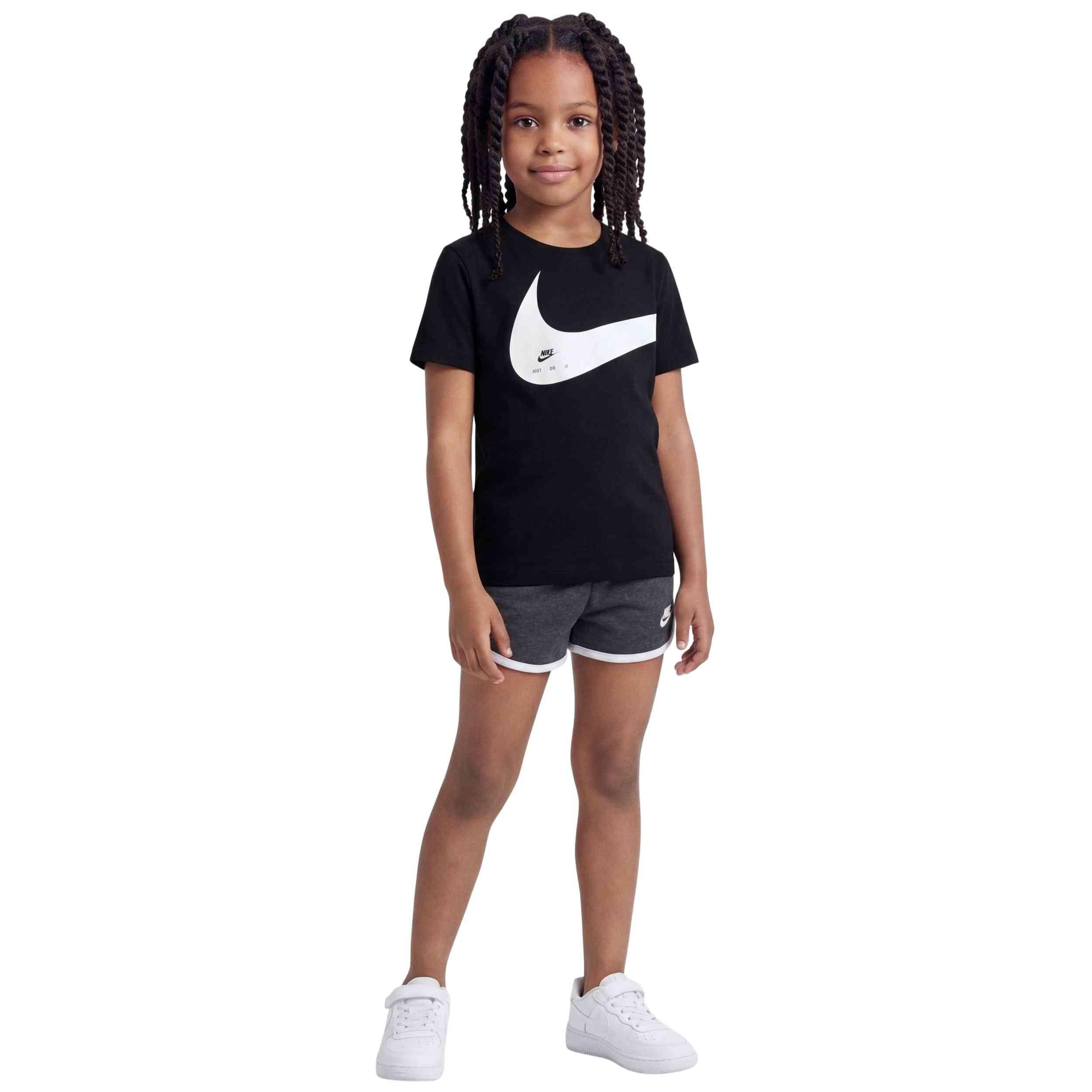NIKE picture