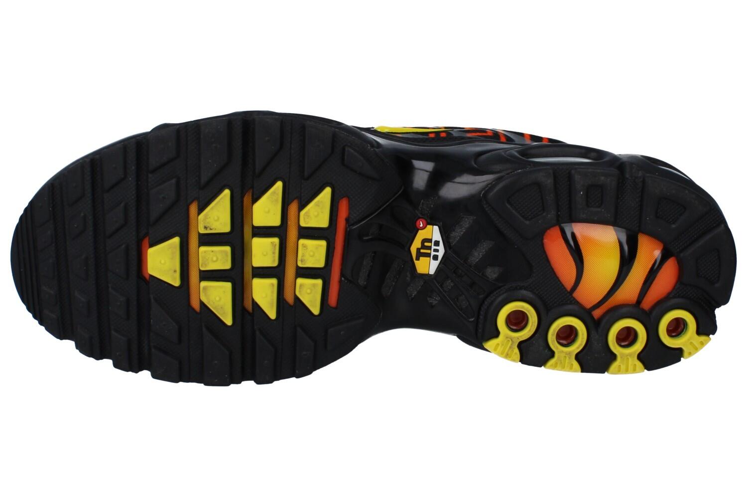 Nike Air Max Plus TN Black Safety Orange 5/6