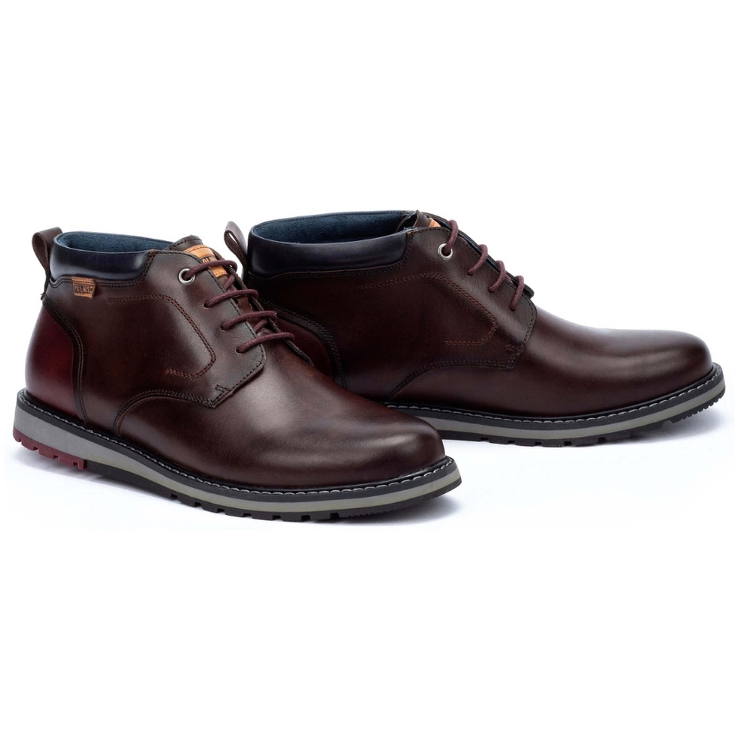 Veterschoenen Pikolinos model M8J-8181 voor mannen 3/5
