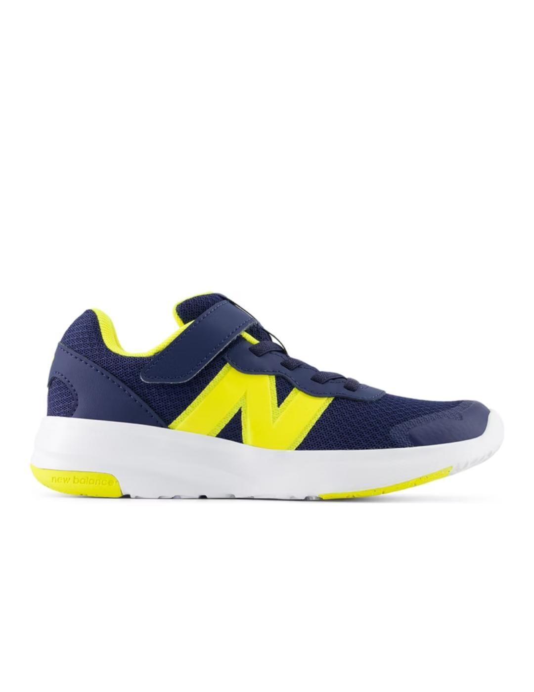 NEW BALANCE picture