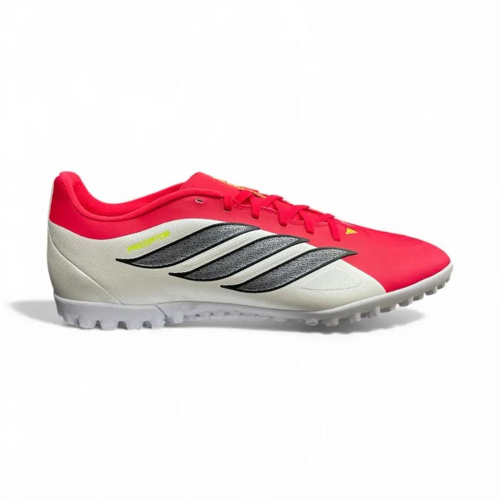 Football boots adidas Predator Club TF