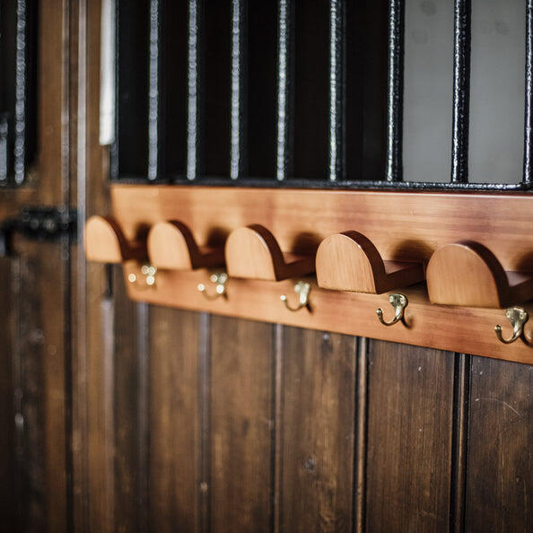 Horse riding bridle holder Grooming Deluxe