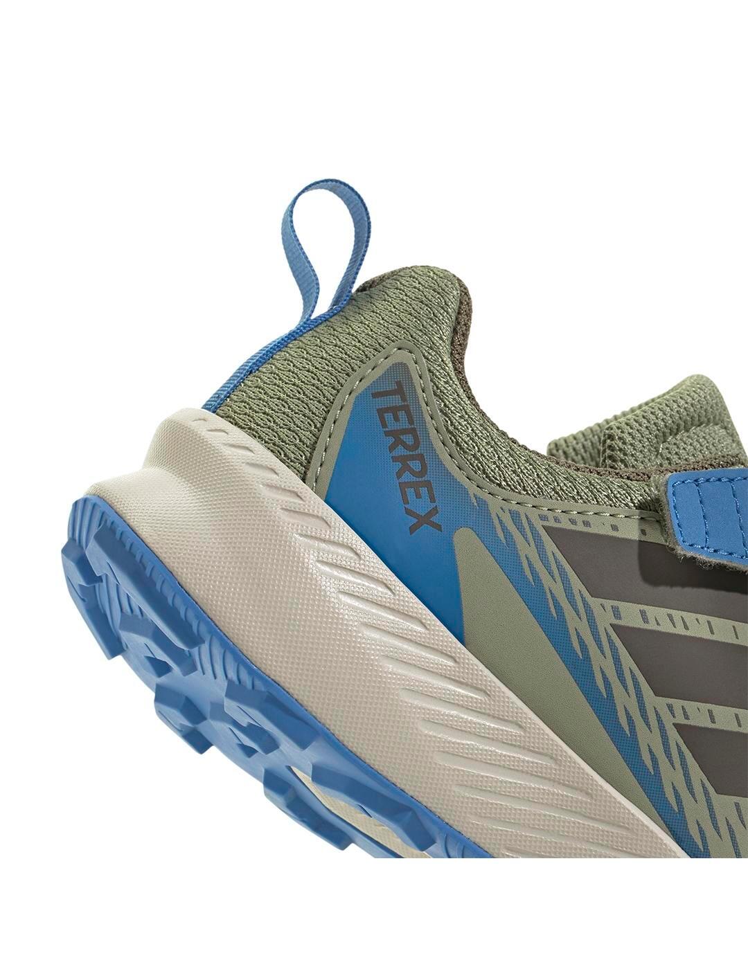 Scarpe da bambino Adidas verdi. 4/7
