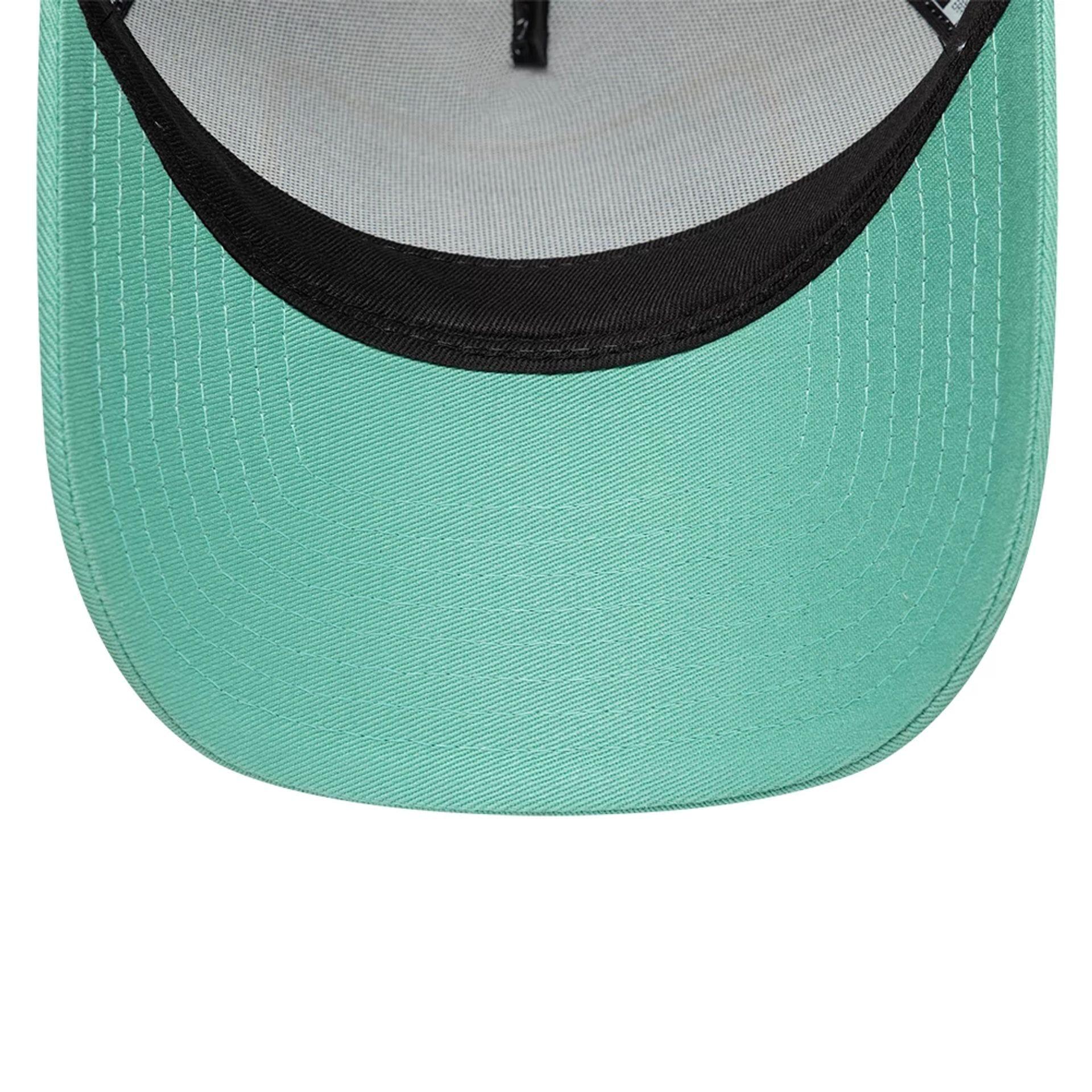 New Era 9FORTY Trucker Cap Location pastel blue/white/black 5/5