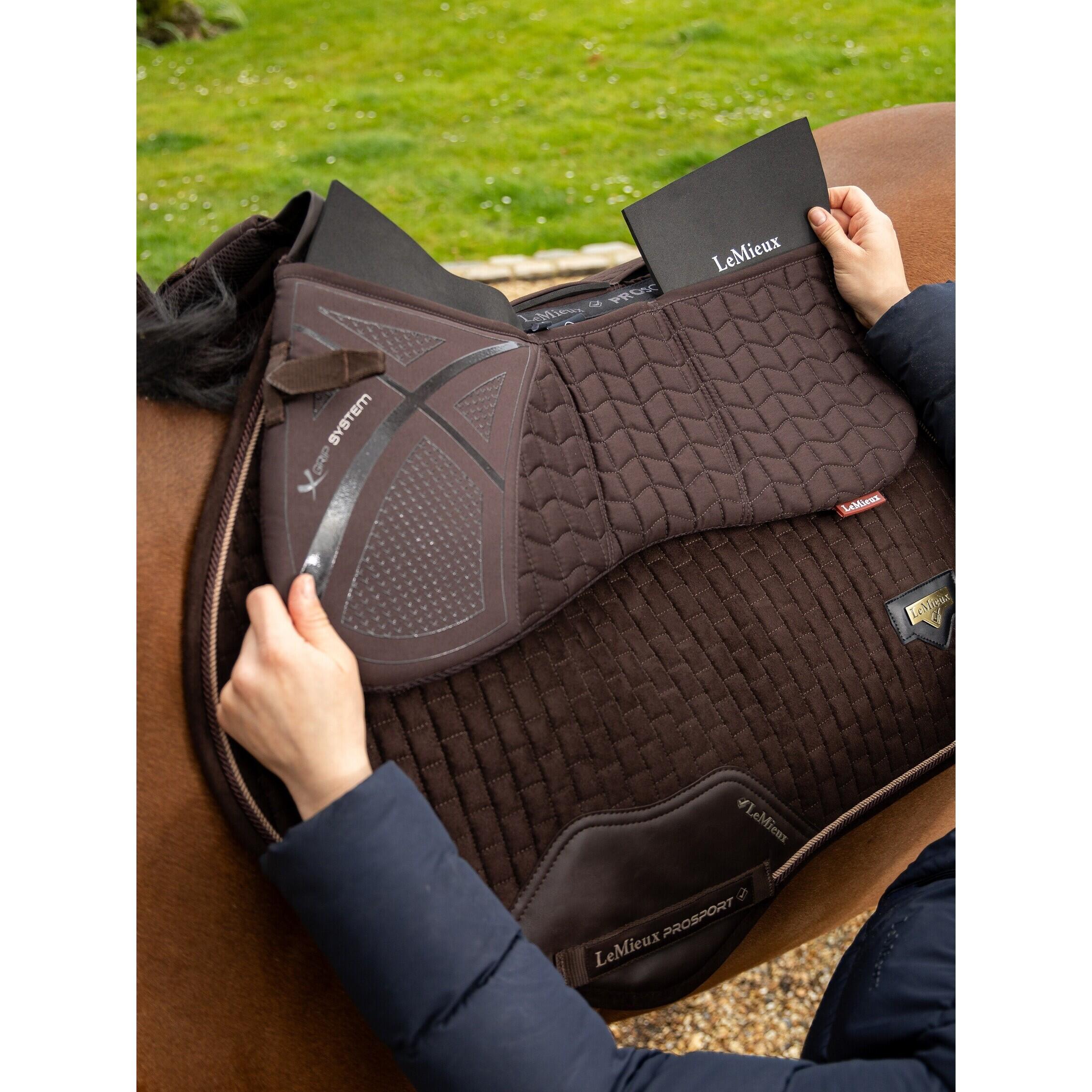 Lemieux Zadelonderlegger Prosorb 3 Pocket Bruin - 5/7