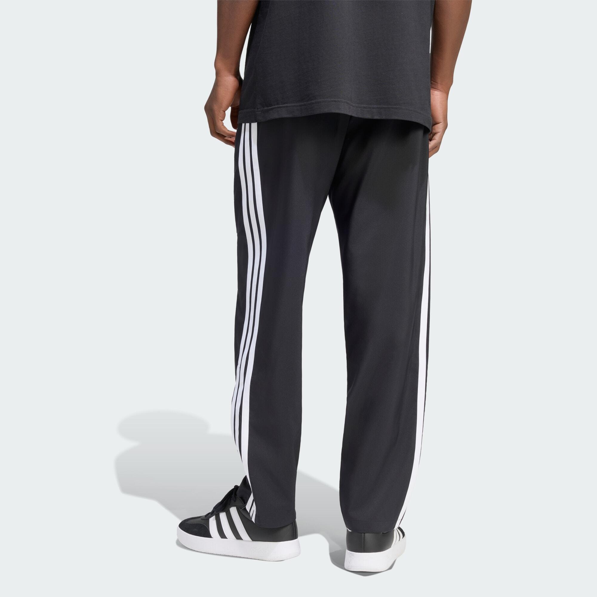 Pantalón técnico con dobladillo abierto y ajustado en el tobillo Essentials 3 3/5