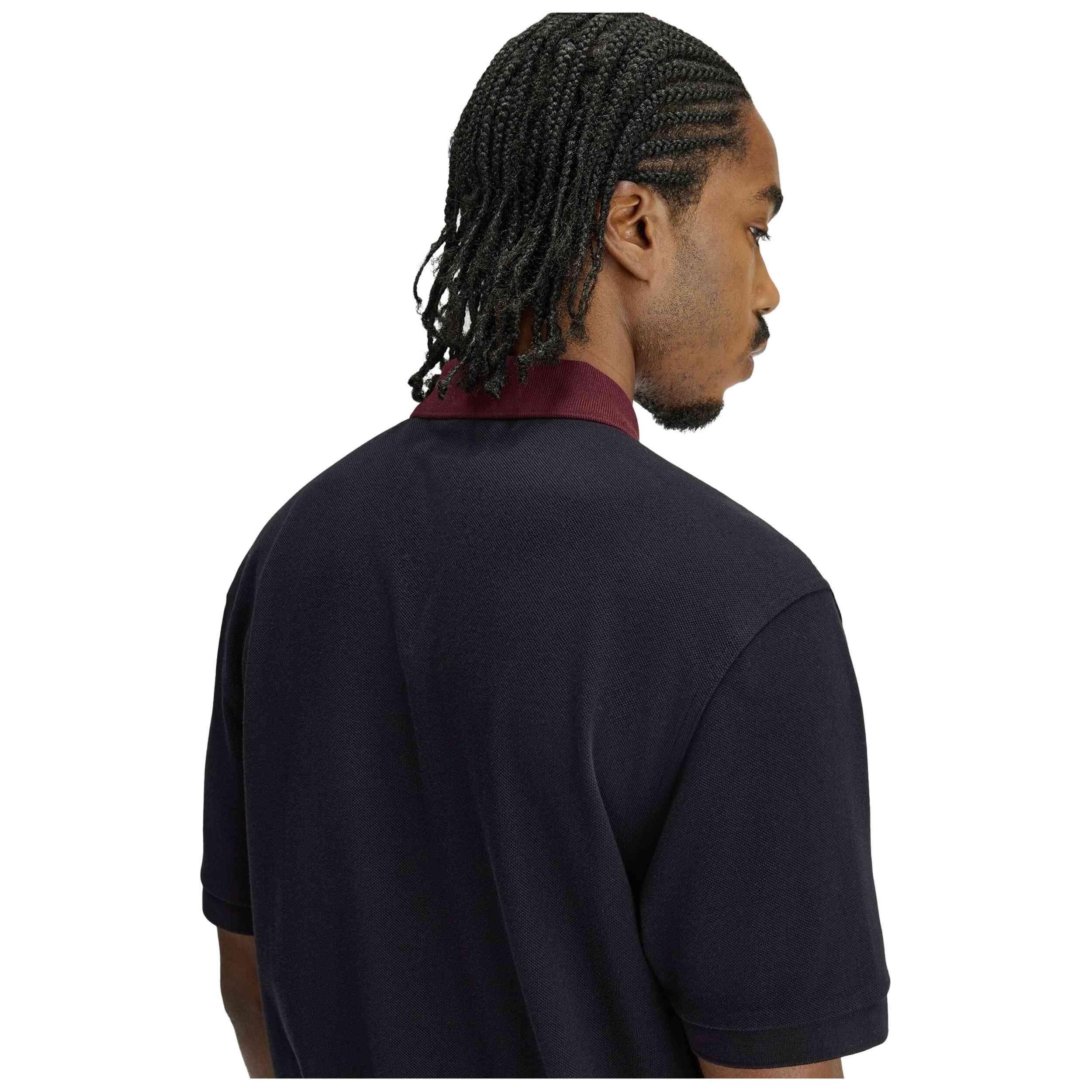 Korte mouw poloshirt Fred perry model POLO CON PANEL BORDADO voor mannen 2/4