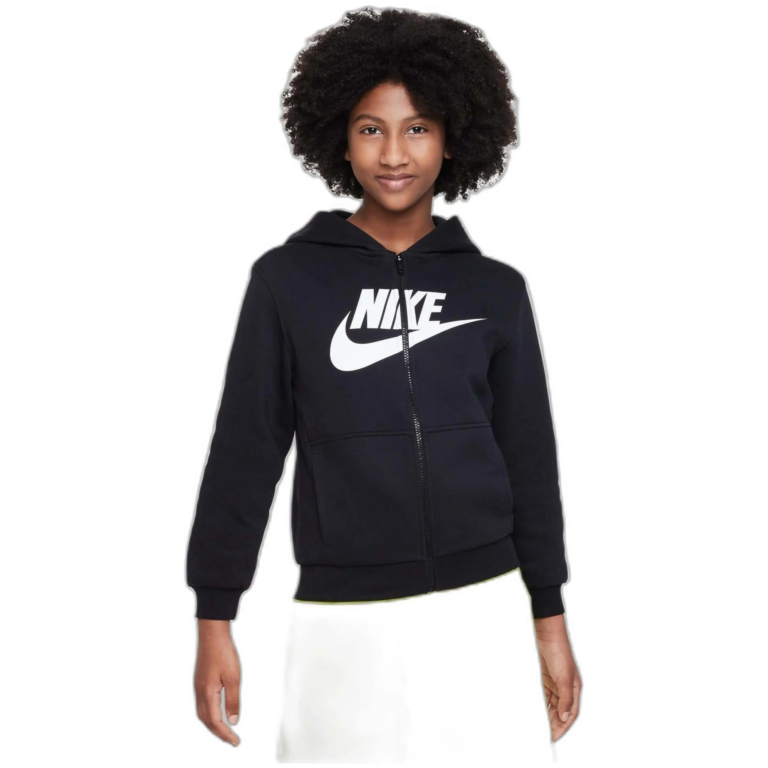 NIKE picture