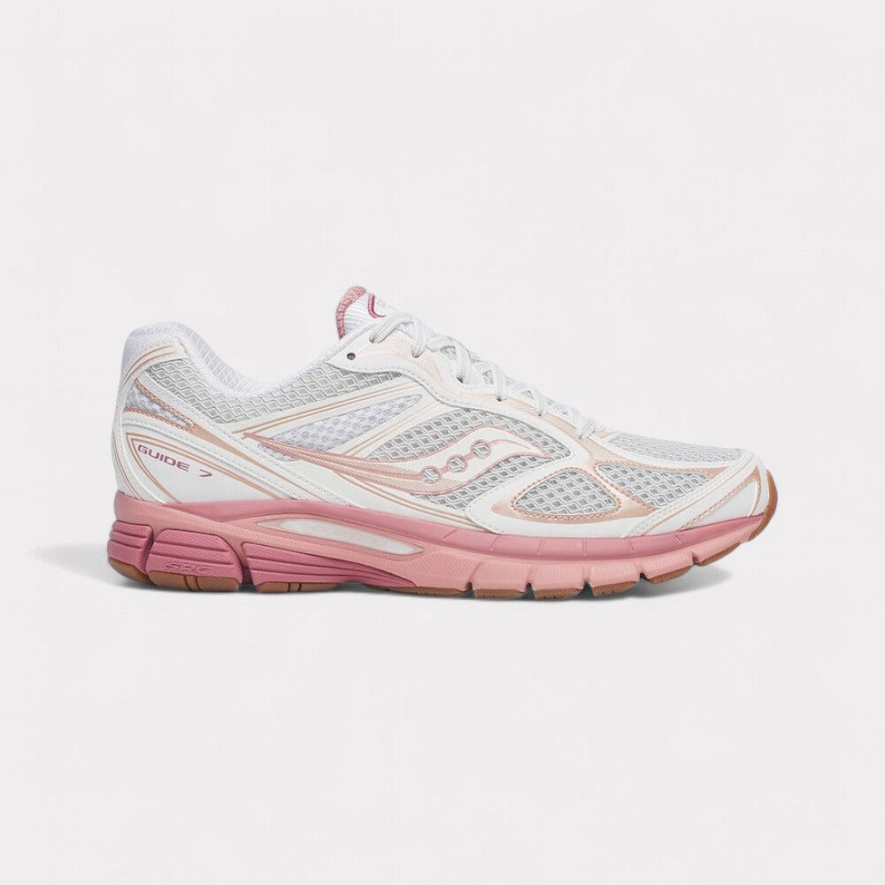 SAUCONY picture