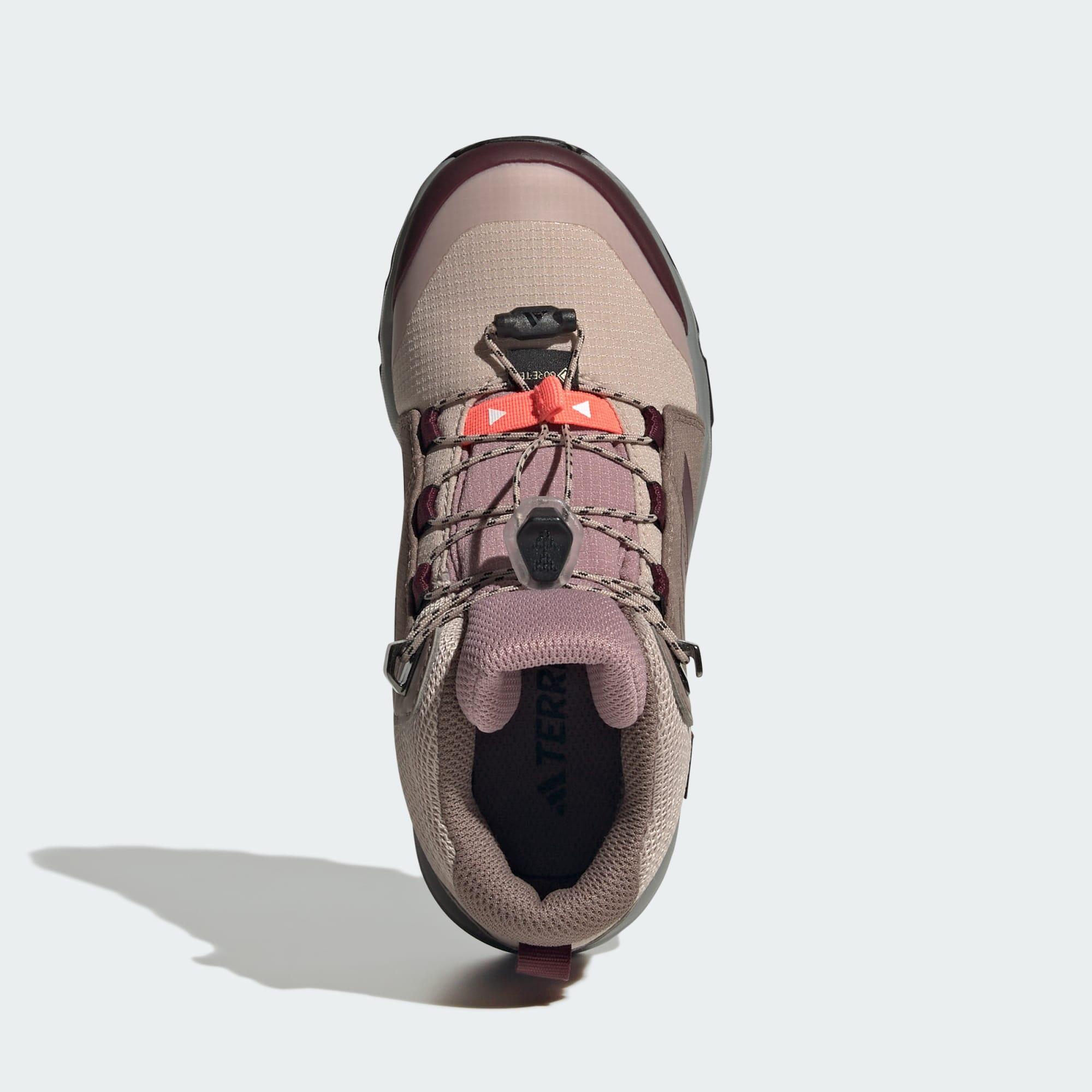 Terrex Mid GORE-TEX Hiking Shoes 2/7