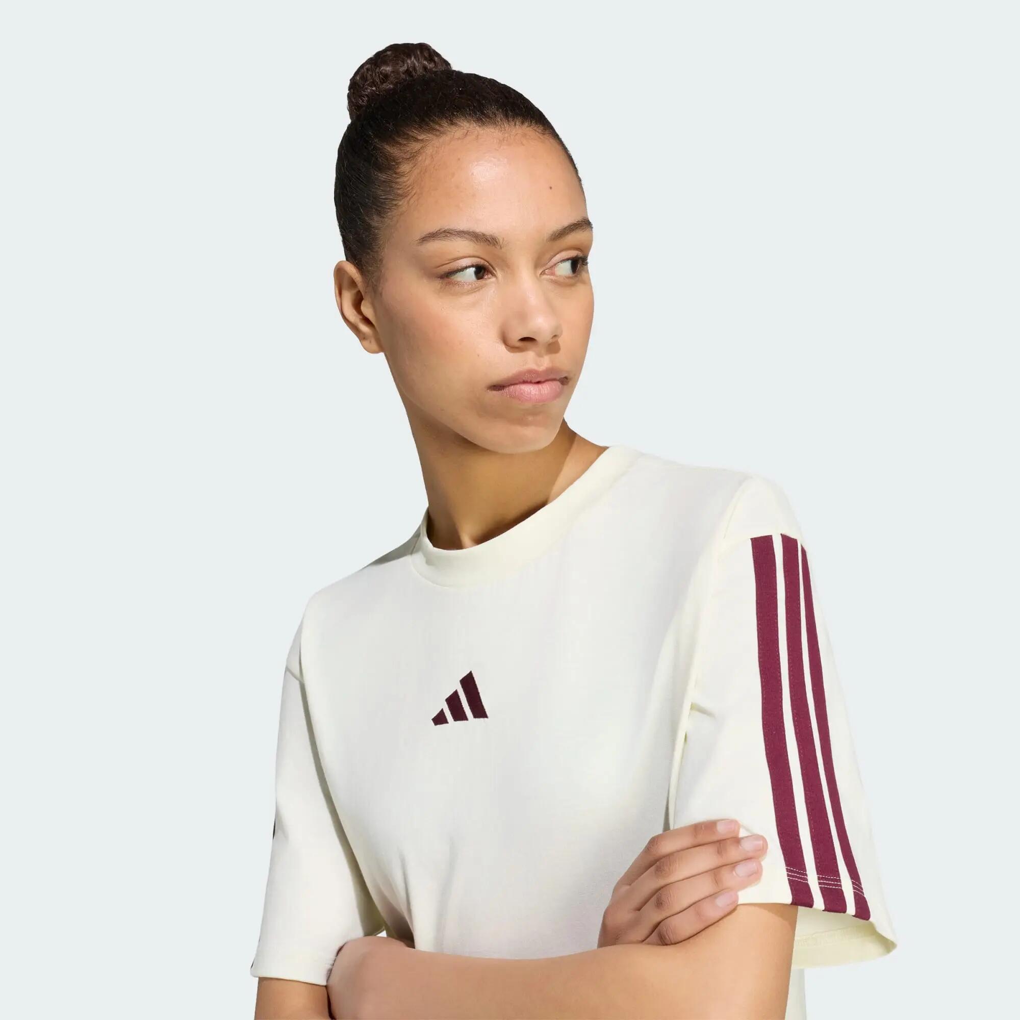 T-shirt Essentials 3-Stripes Boyfriend 4/5