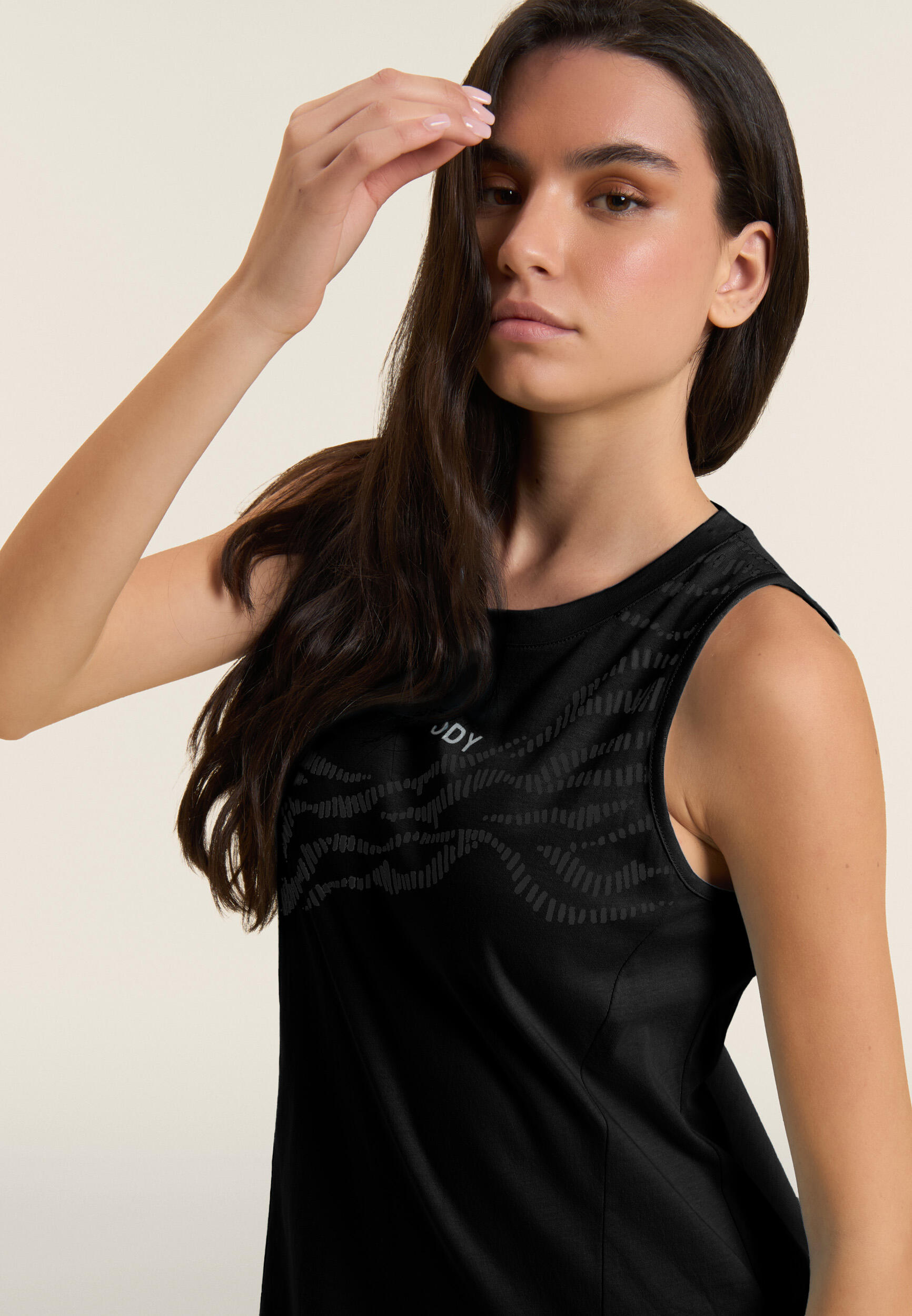 Vestido con estampado gráfico y detalle recortado 4/5
