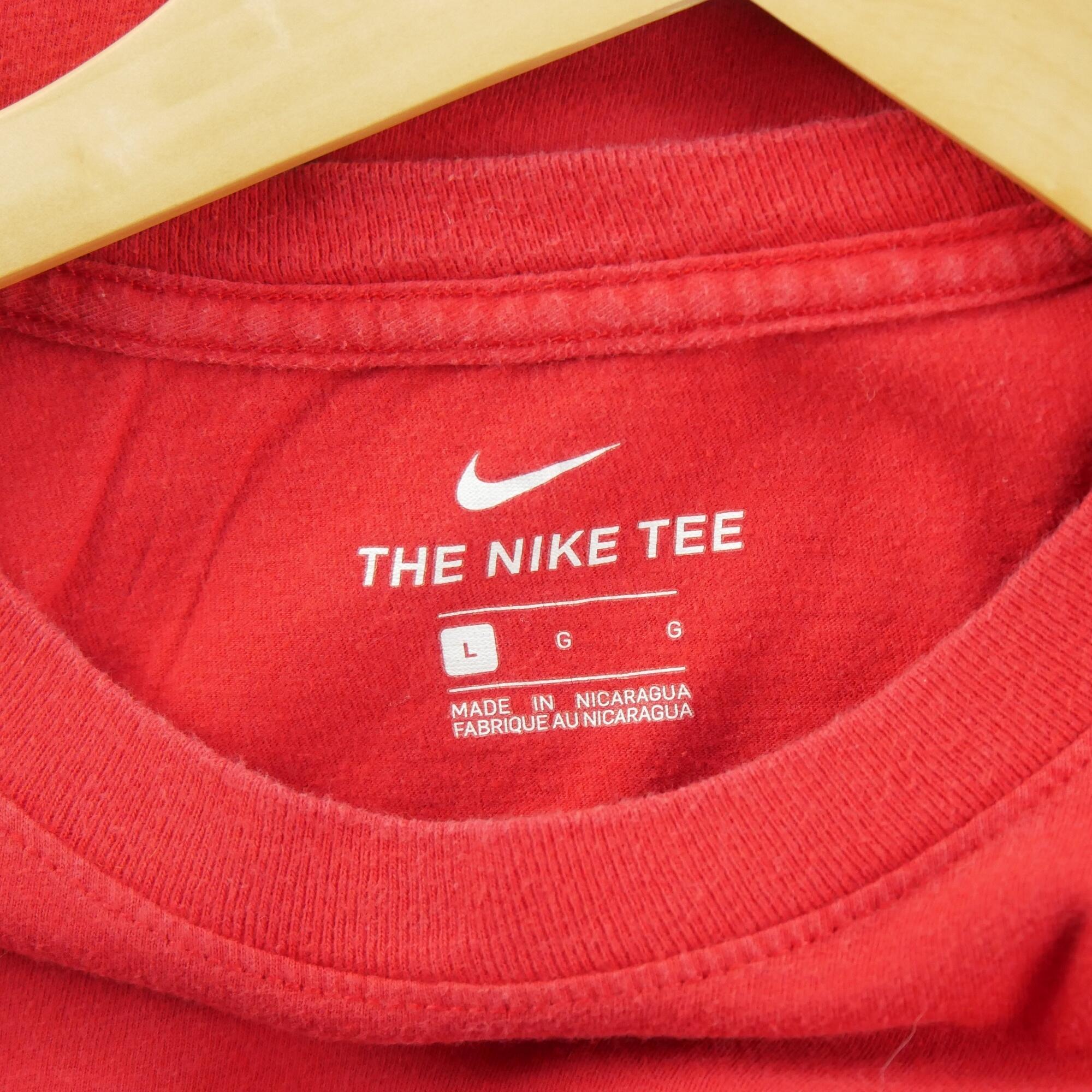 Seconde vie - T-shirt manches courtes Homme - Très bon état 4/4