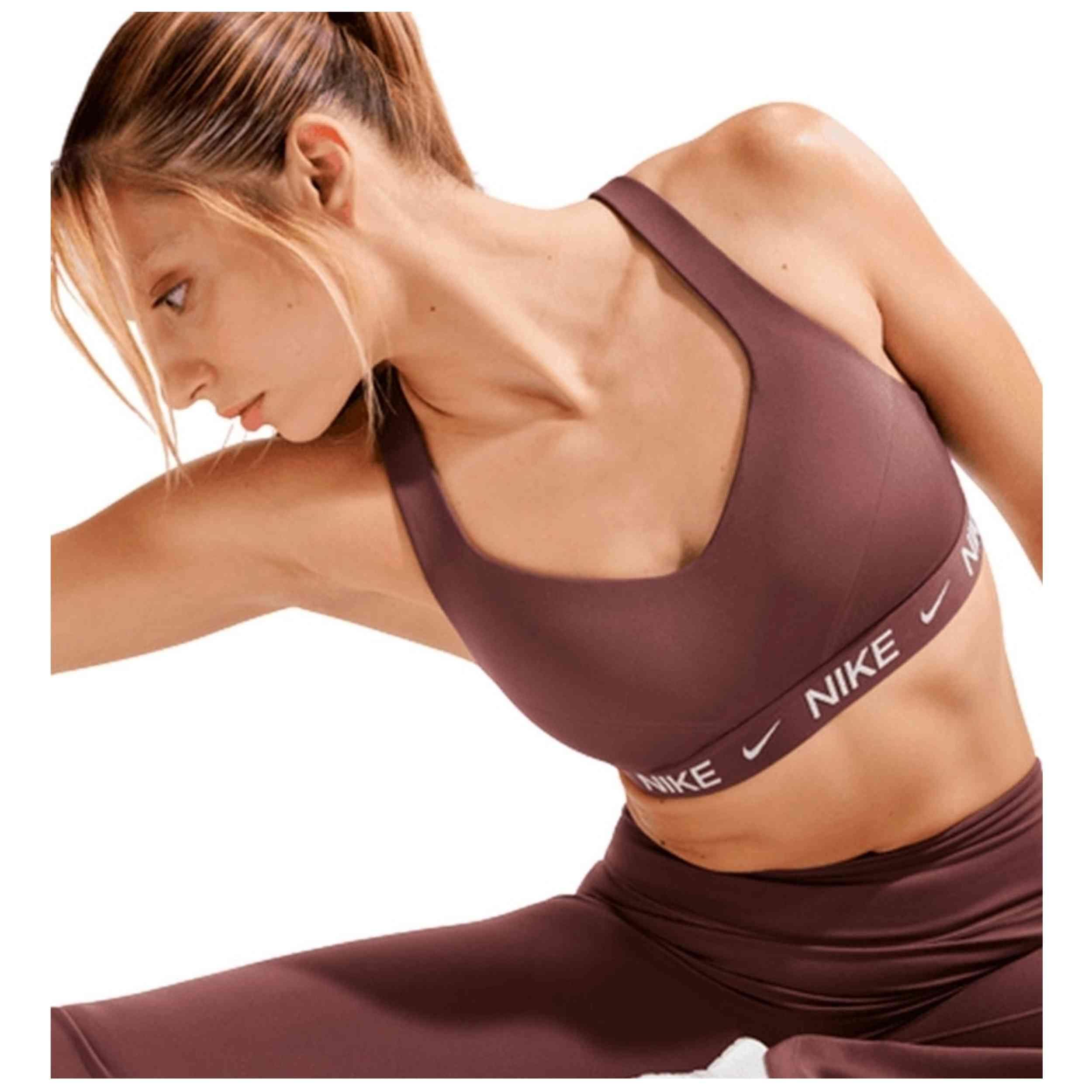 Top Nike modello FD1068-502 per donne 4/5