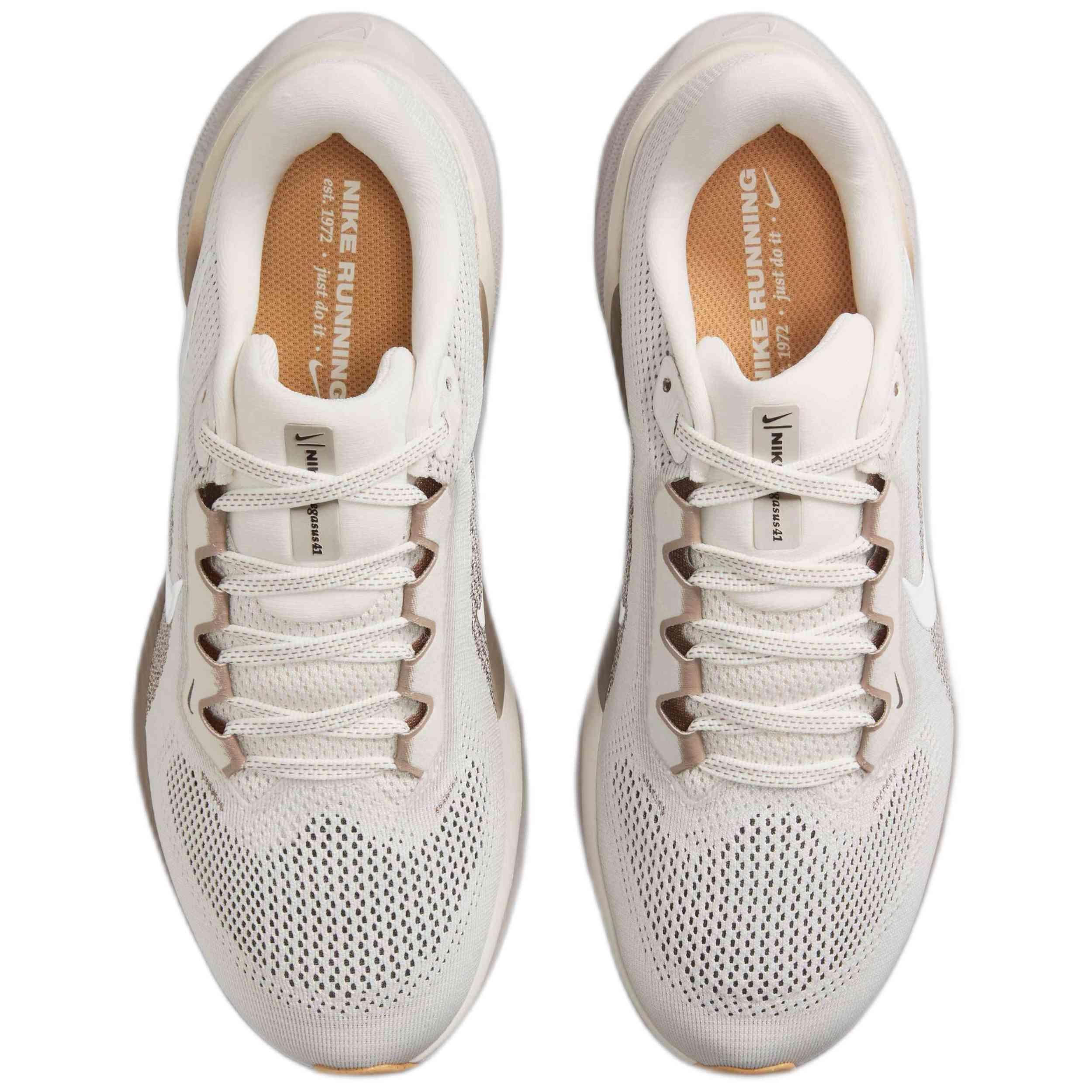 Chaussures de course Nike modèle FD2723-008 pour femmes 4/5