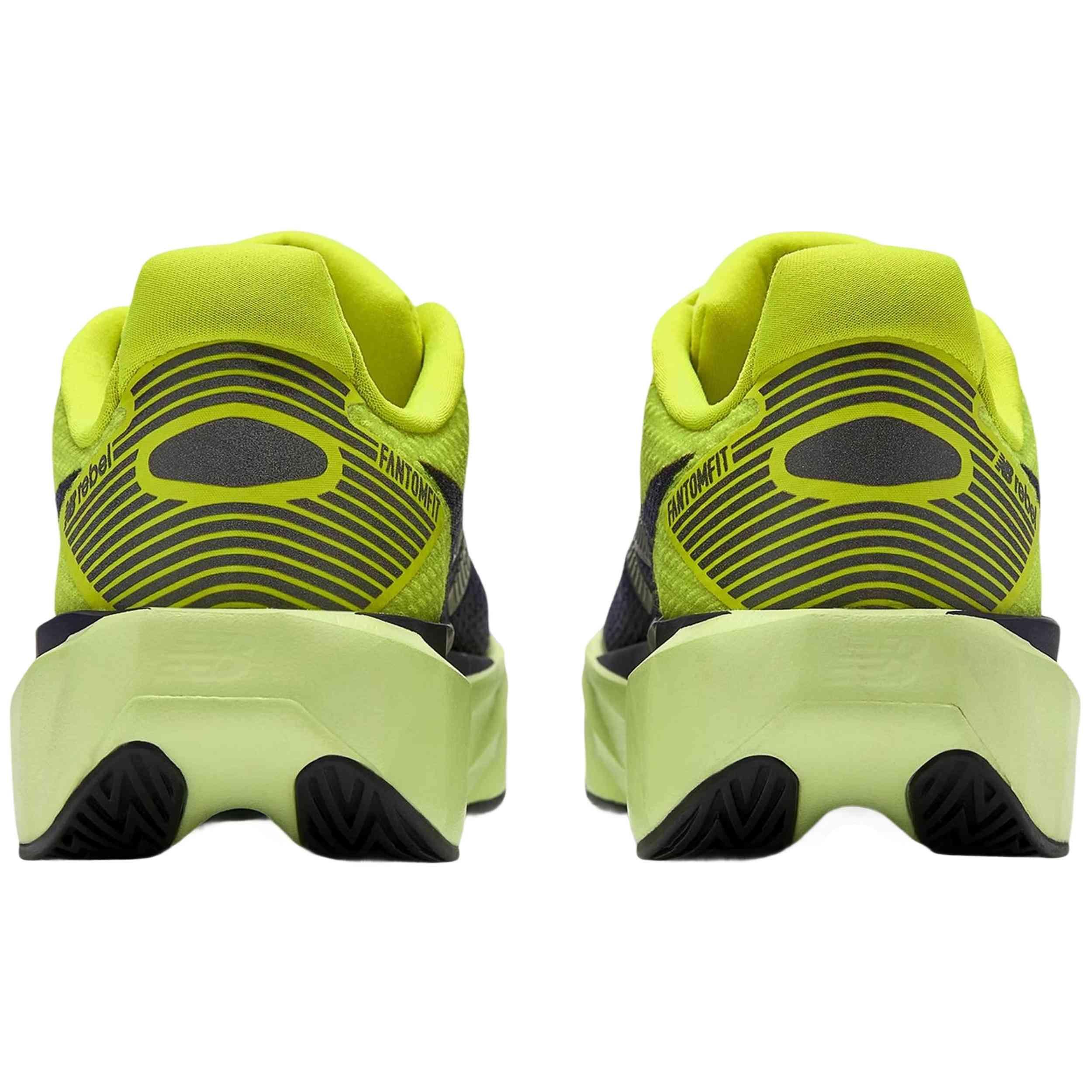Chaussures de course New balance modèle PFCX7Z6 pour unisexe enfants 4/5