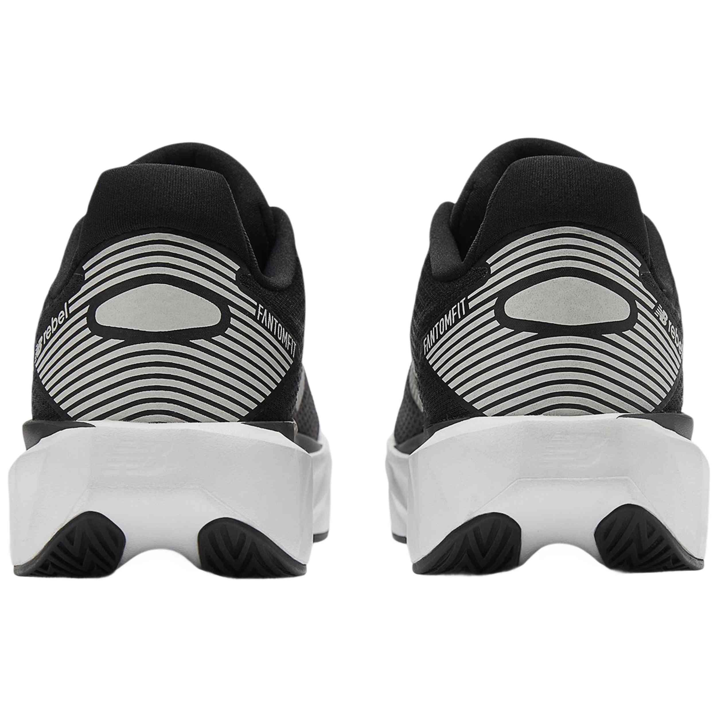 Chaussures de course New balance modèle GFCX5LF pour unisexe enfants 4/5
